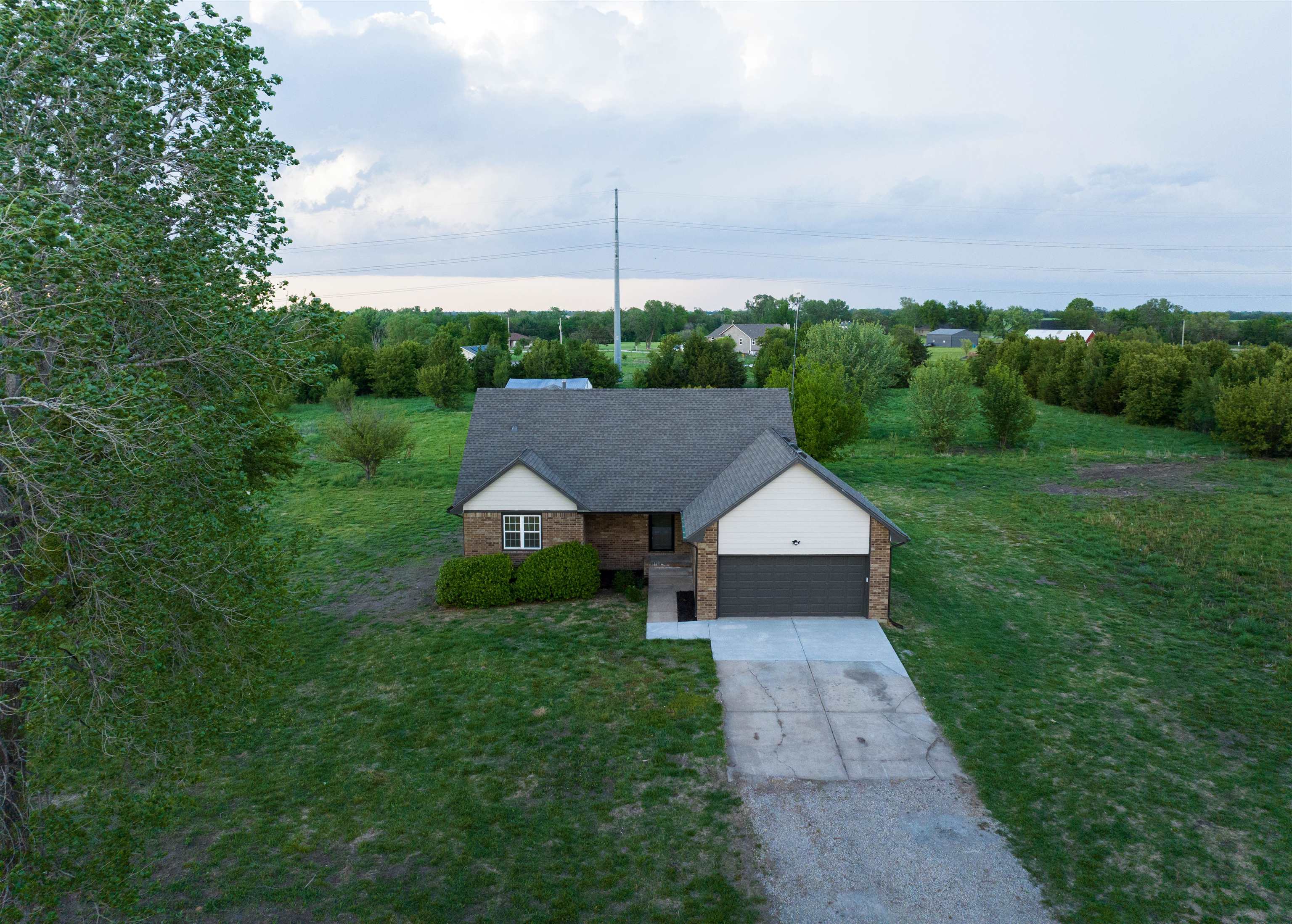 13610 E Deerfield Trl Property Photo 3