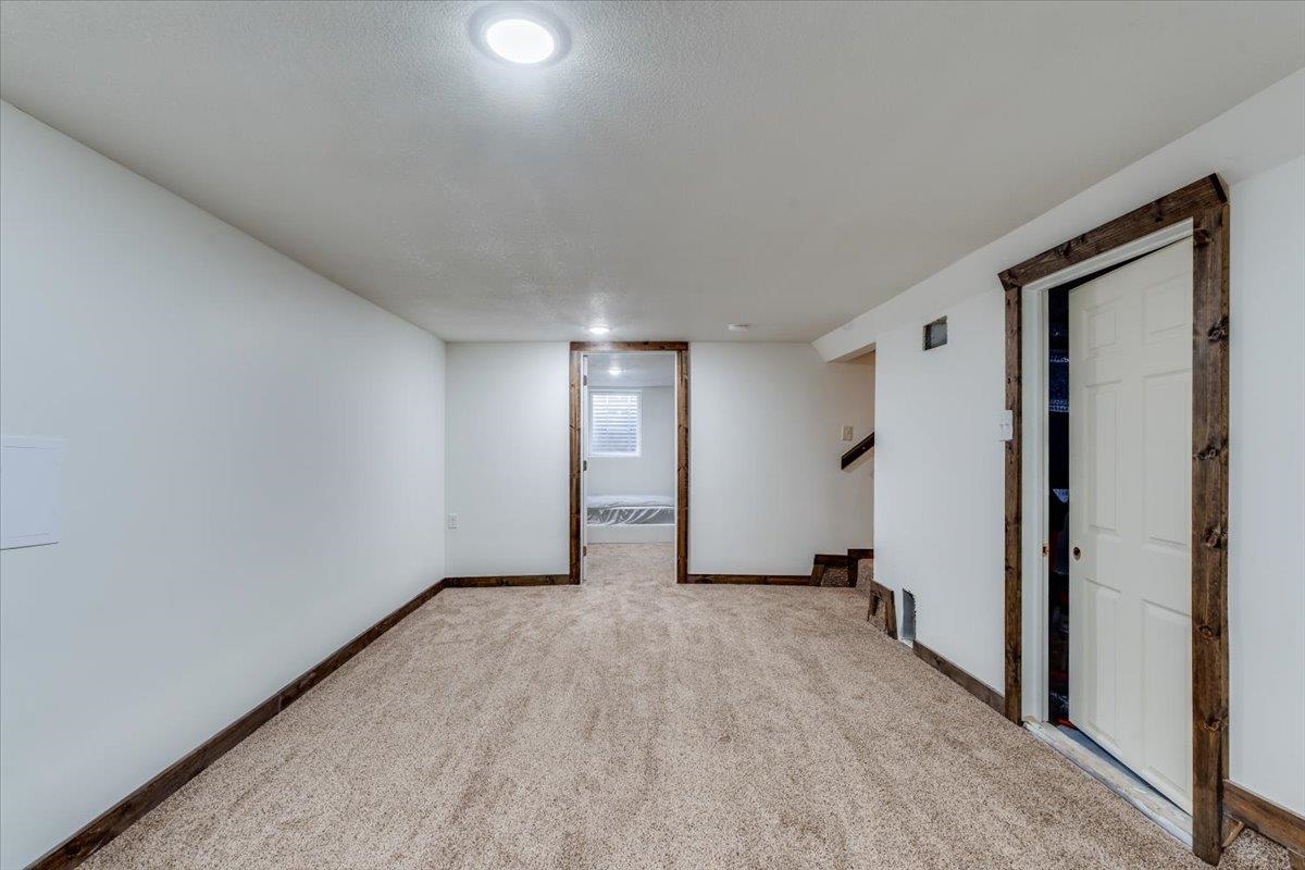 3238 S Edwards Property Photo 20