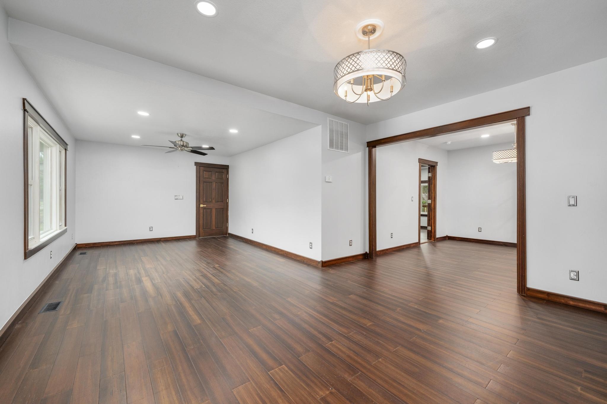 817 W Orchard Property Photo 6
