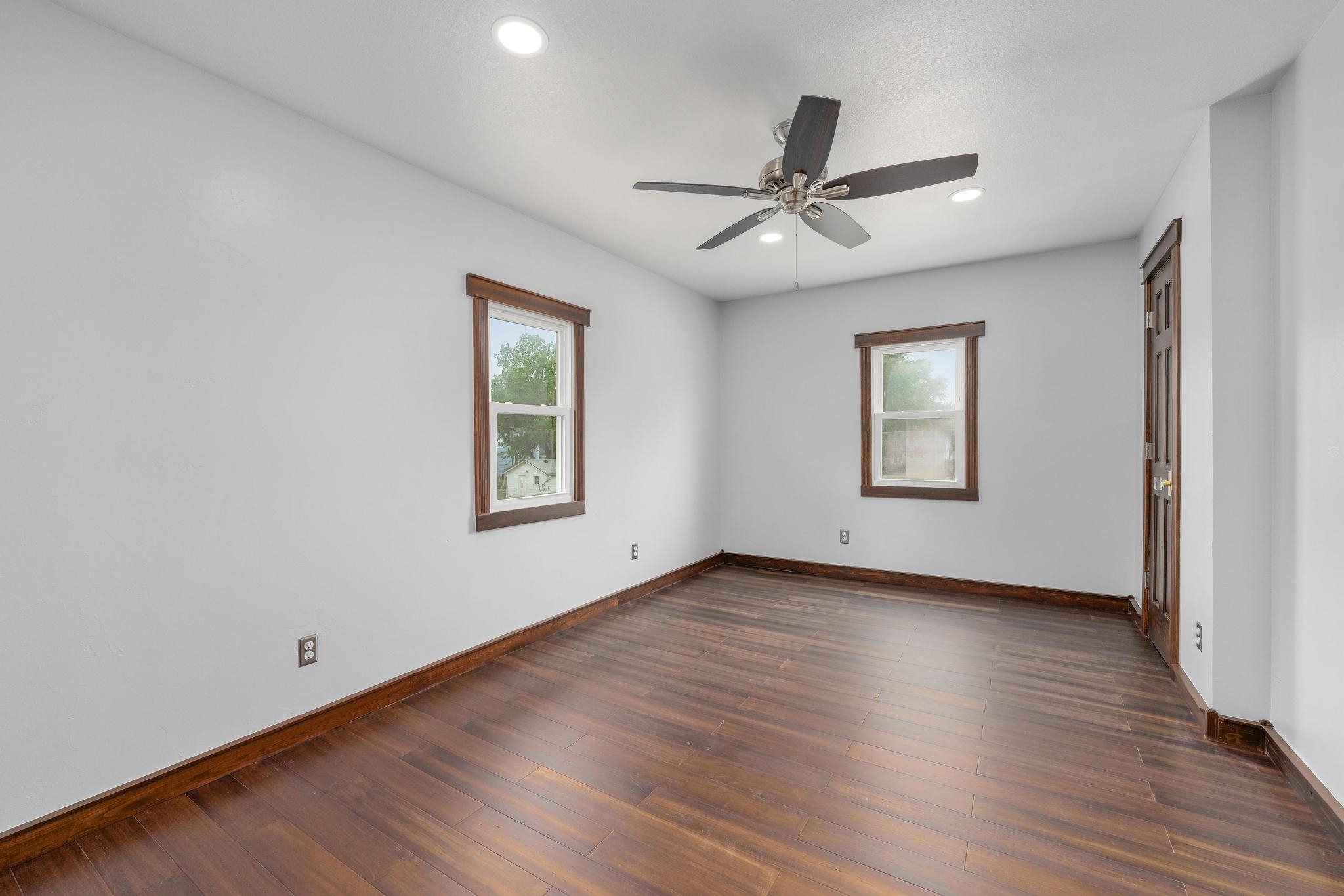 817 W Orchard Property Photo 25