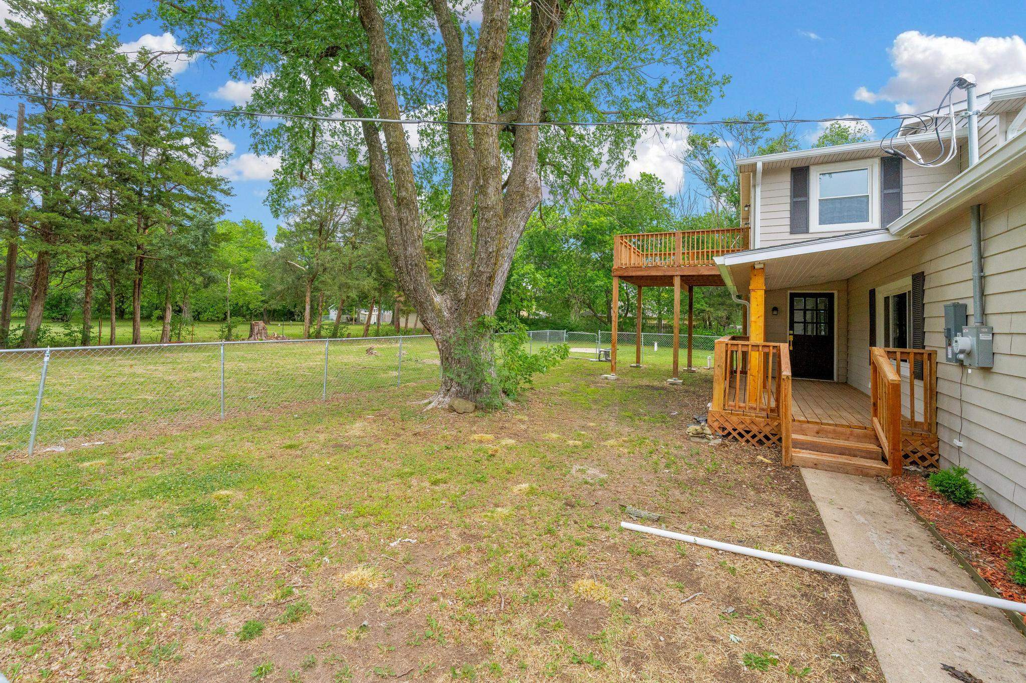 817 W Orchard Property Photo 36