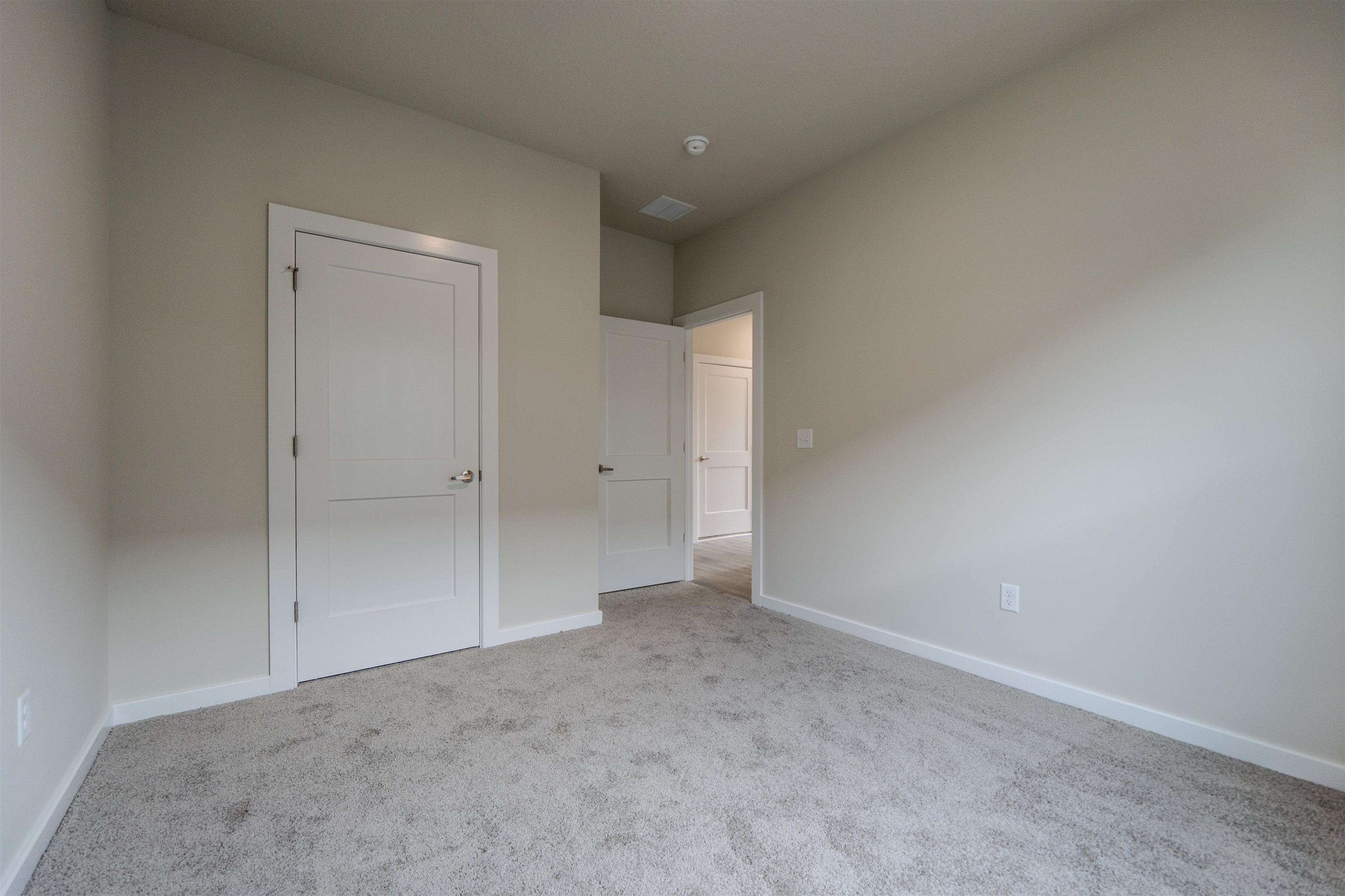 4905 N Spruce Property Photo 15