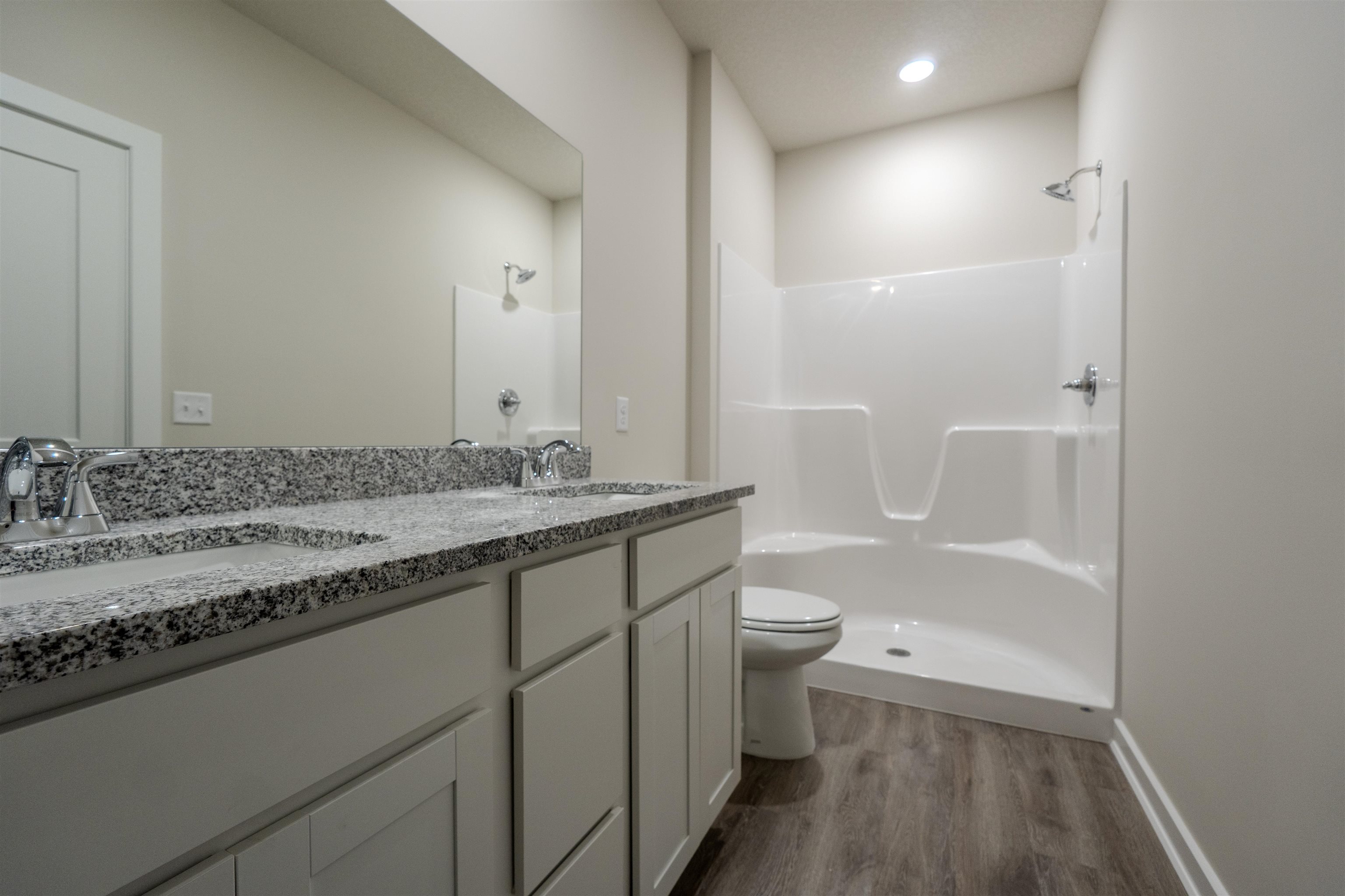 4905 N Spruce Property Photo 24
