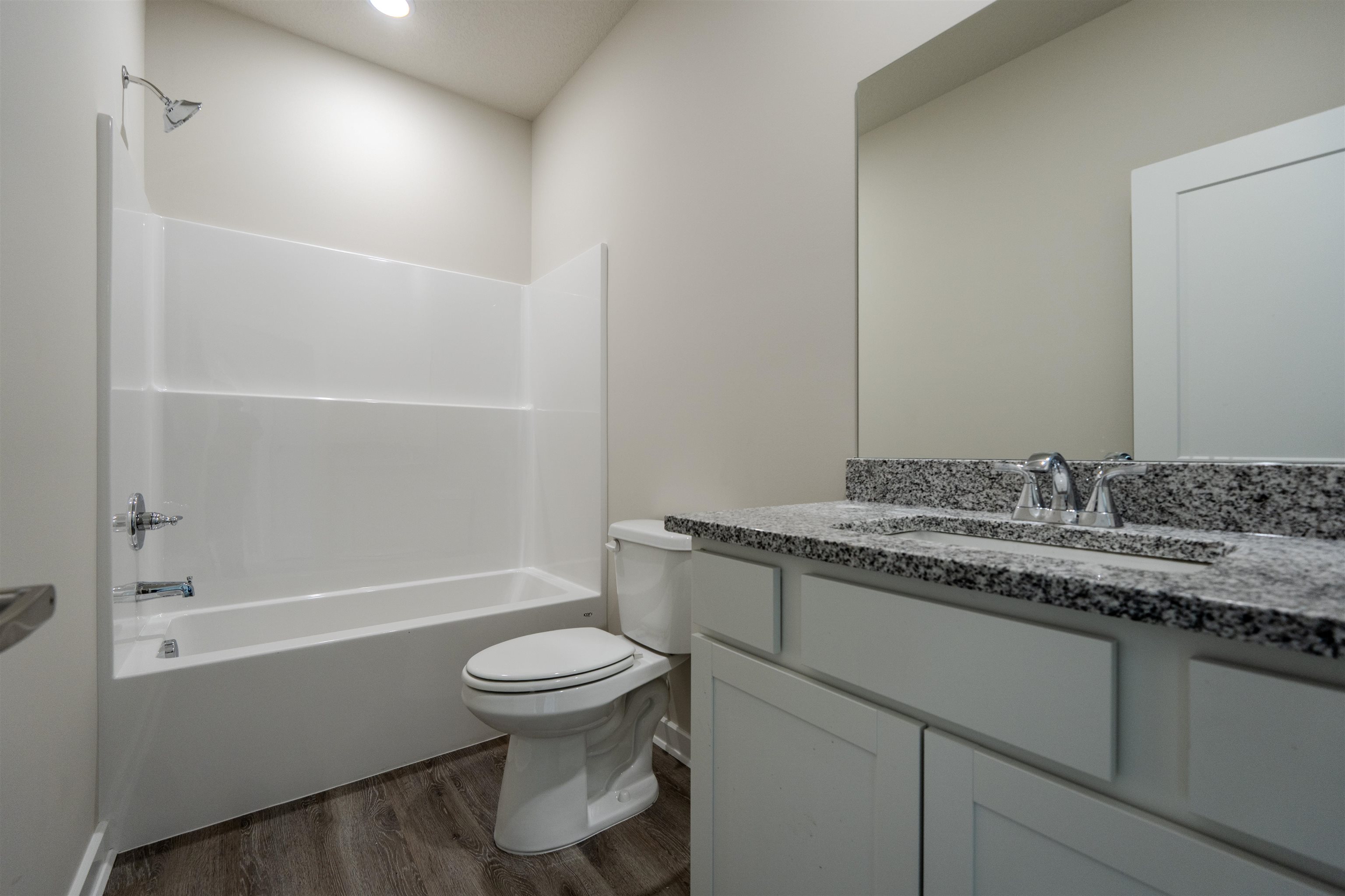 4905 N Spruce Property Photo 25