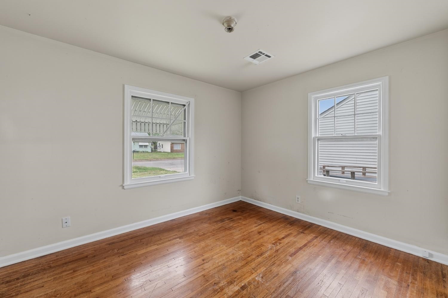 2531 S Washington Ave Property Photo 16