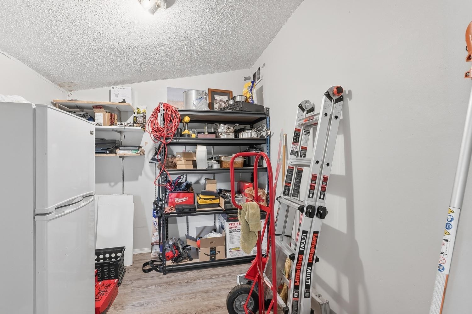352 S Sheridan Property Photo 16