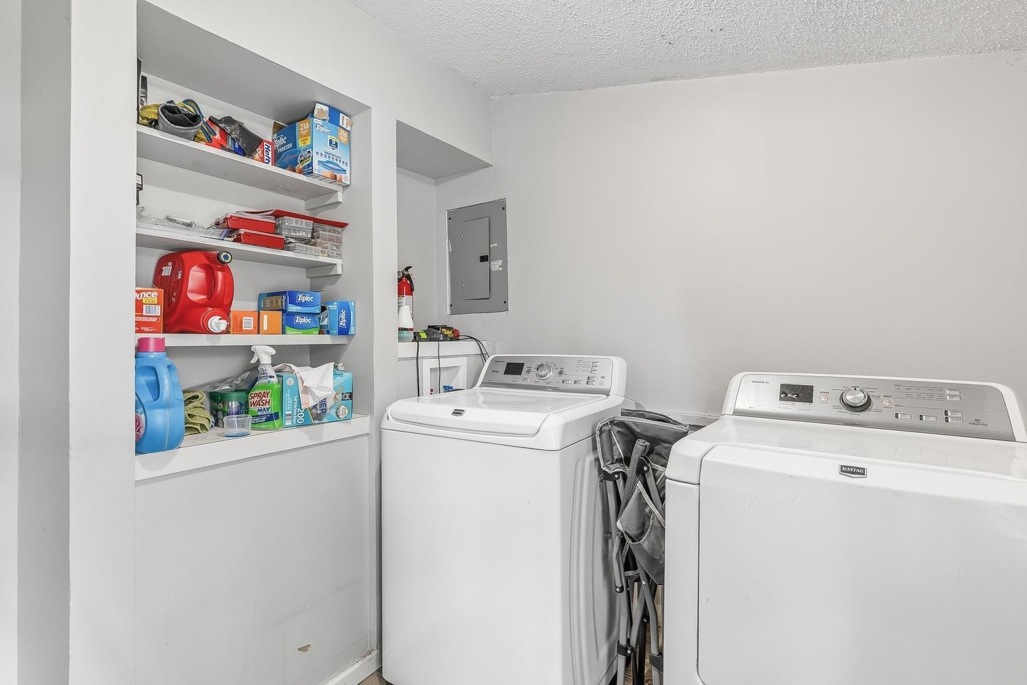 352 S Sheridan Property Photo 17