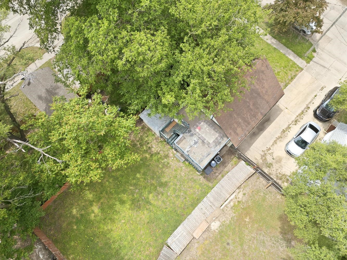 352 S Sheridan Property Photo 21