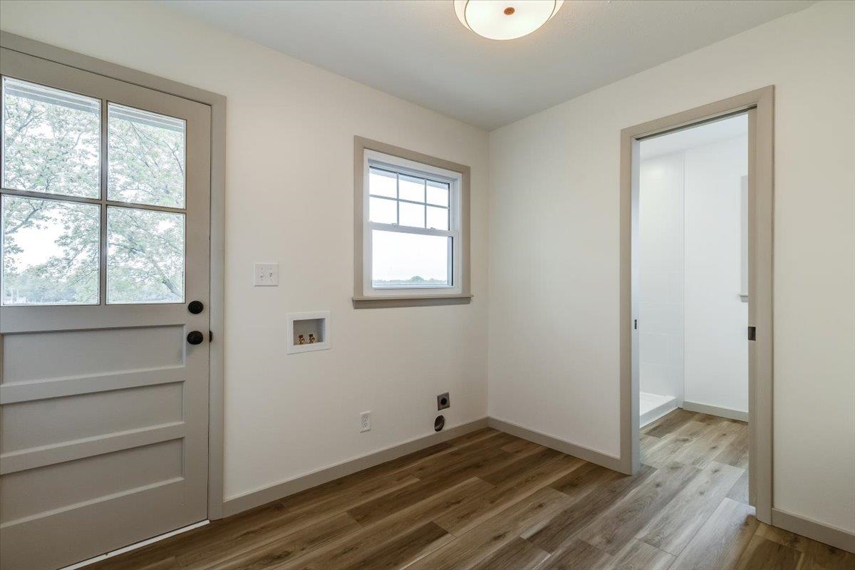 1611 N Rock Rd. Property Photo 12