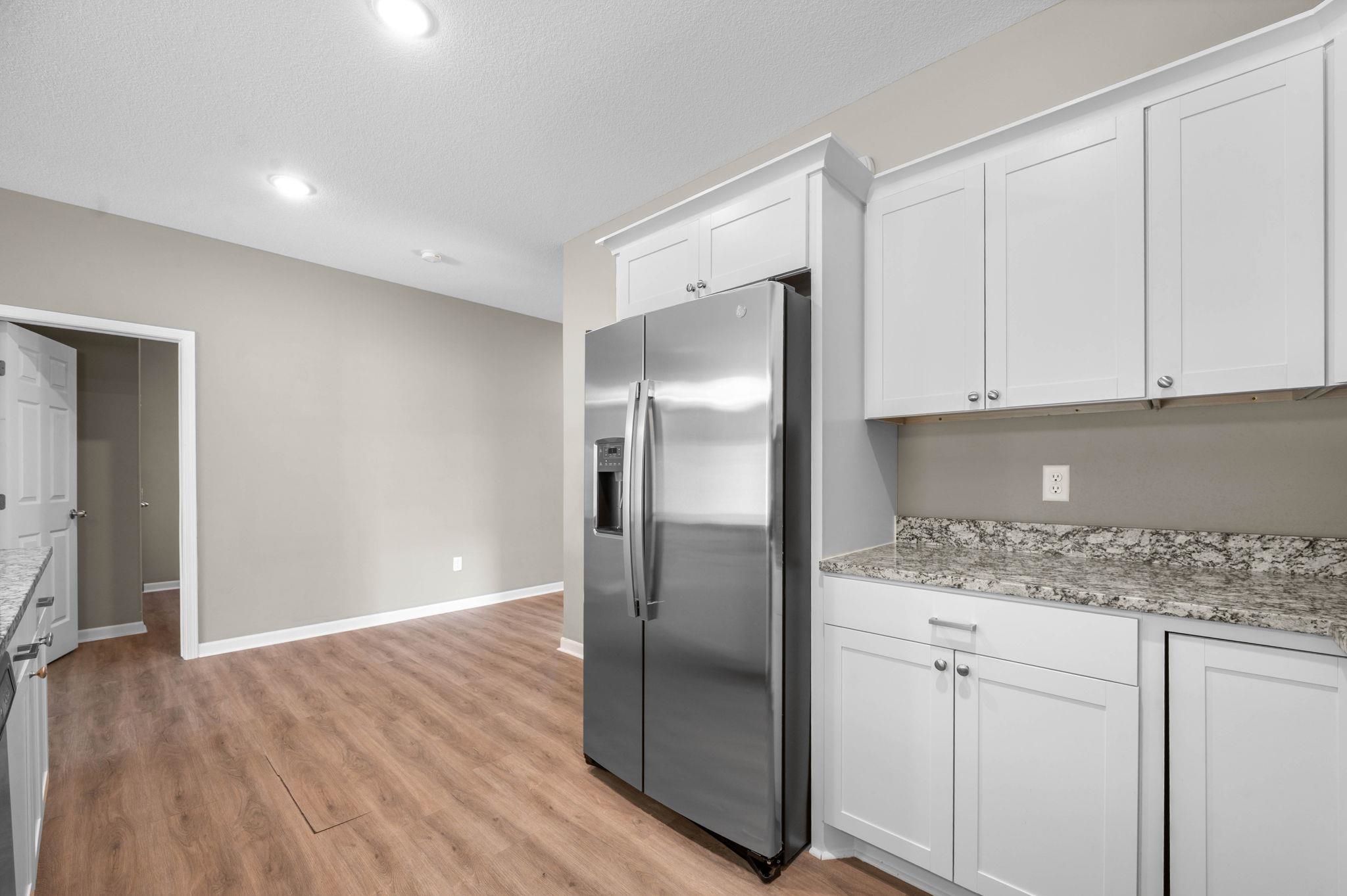 5287 N Toben Property Photo 14