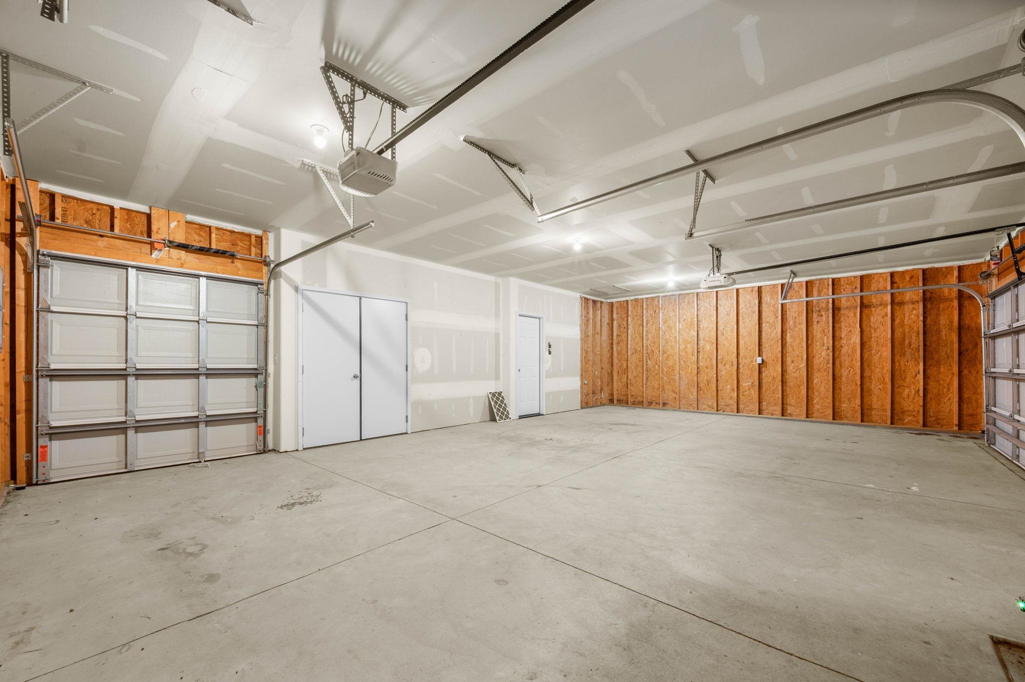 5287 N Toben Property Photo 24