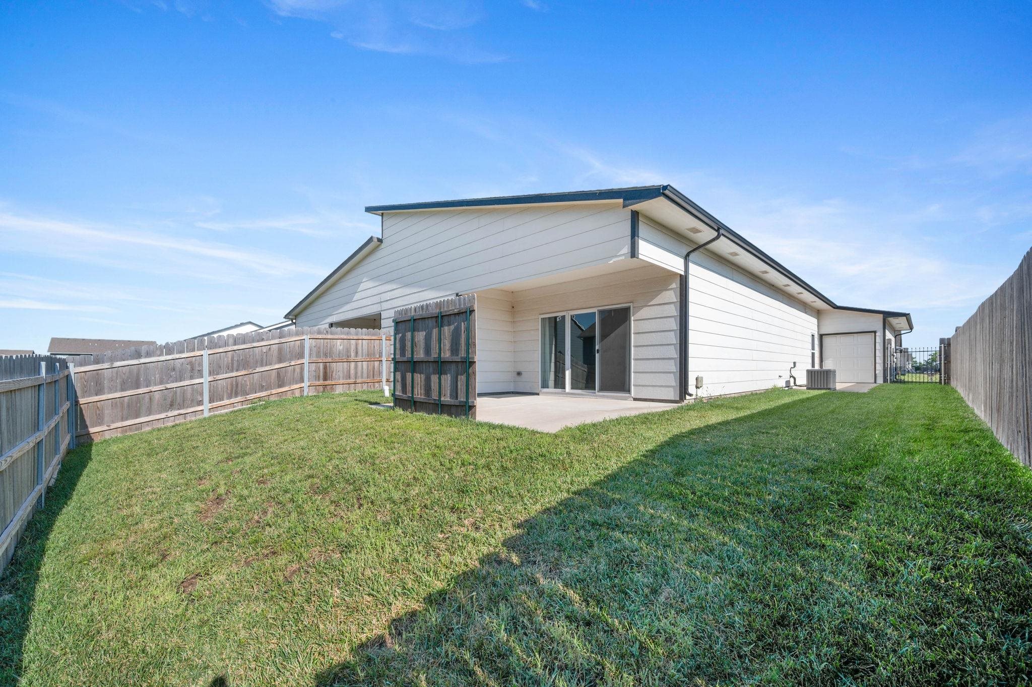 5287 N Toben Property Photo 28