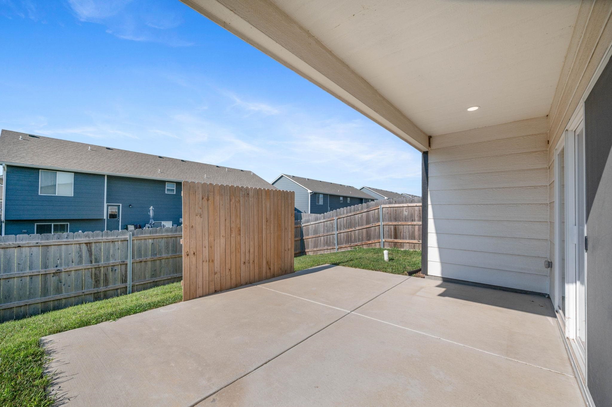 5287 N Toben Property Photo 32