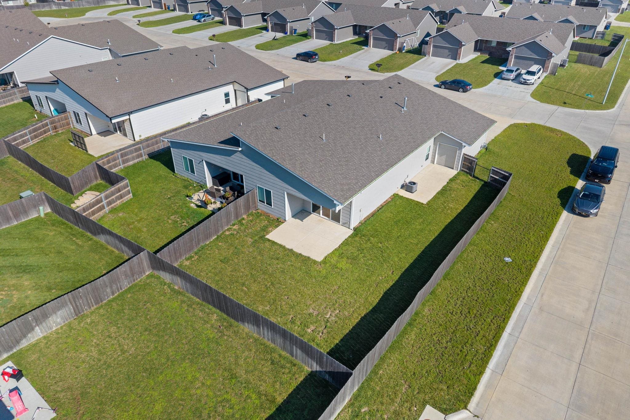 5287 N Toben Property Photo 32