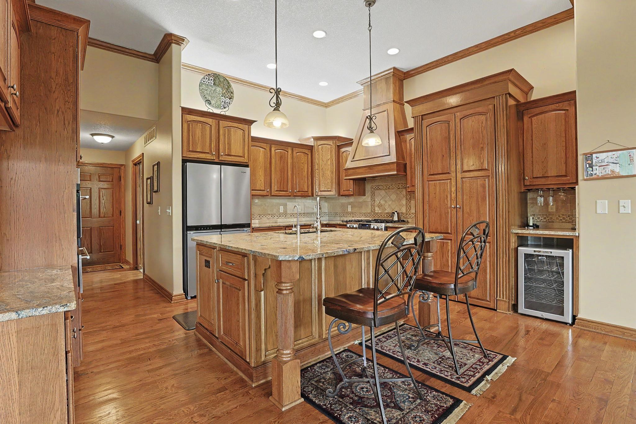 226 E Prairie Point Ct Property Photo 11