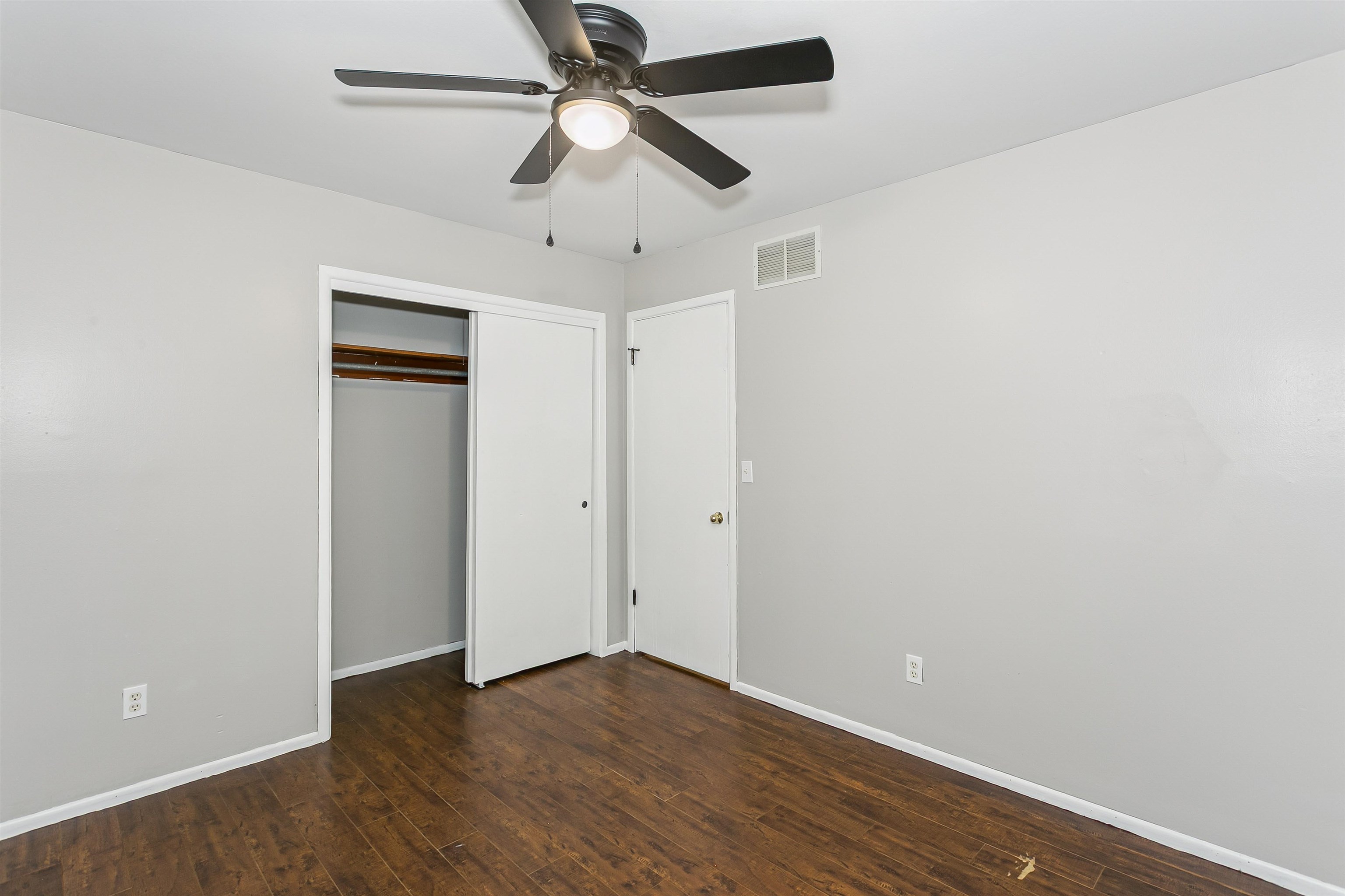 534 N Richmond Ave Property Photo 10
