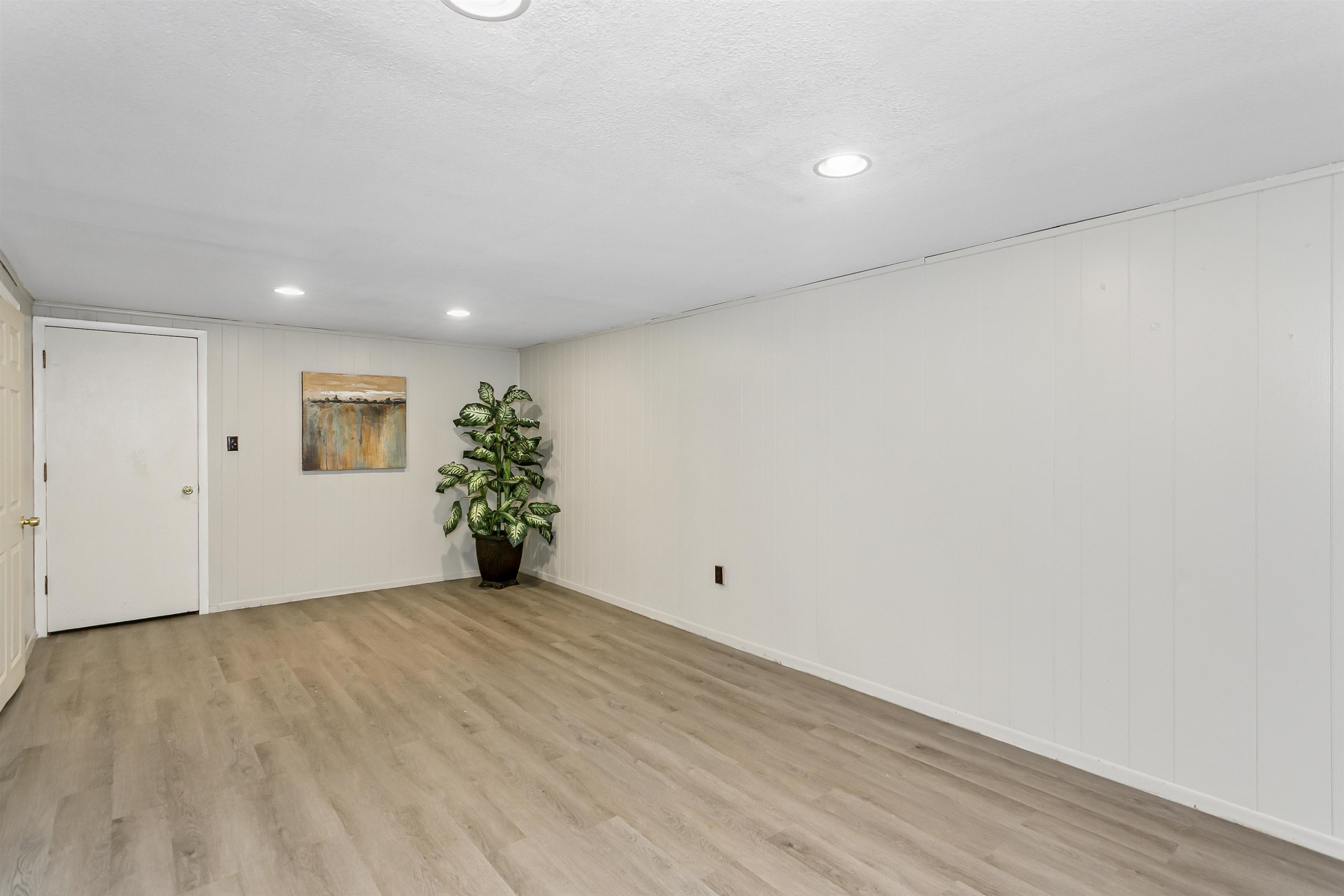 534 N Richmond Ave Property Photo 11
