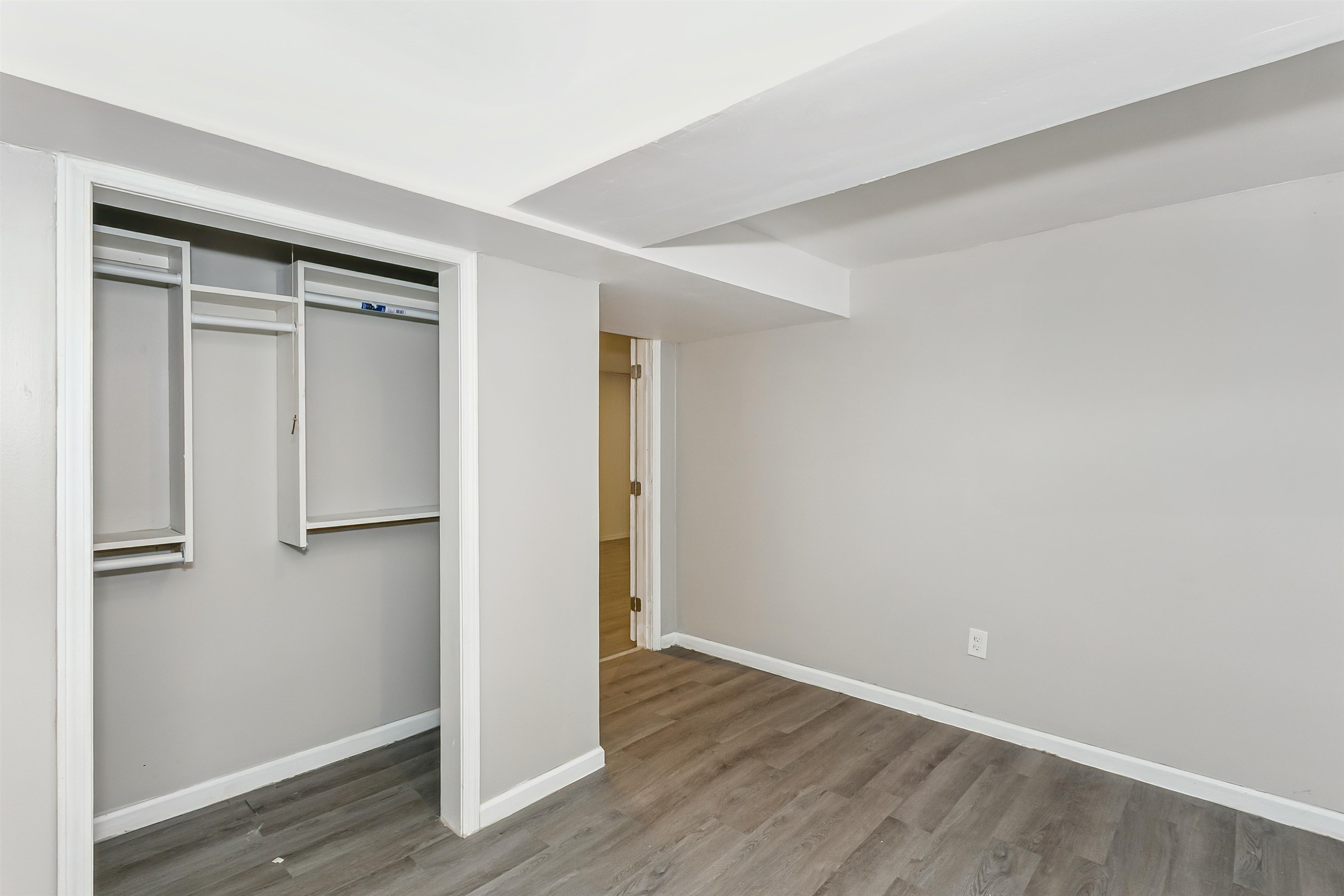 534 N Richmond Ave Property Photo 13