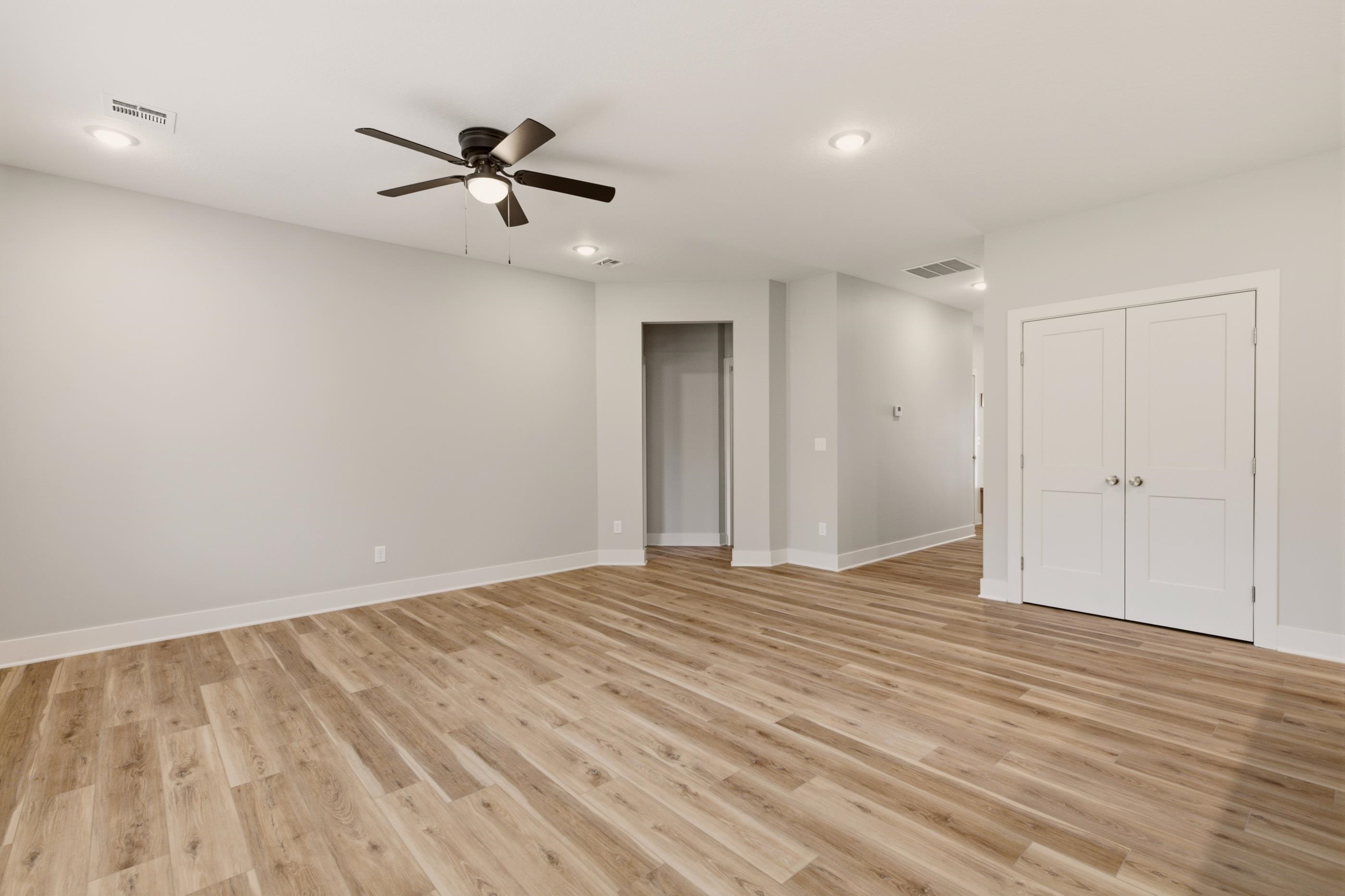 201 Tomahawk Property Photo 7