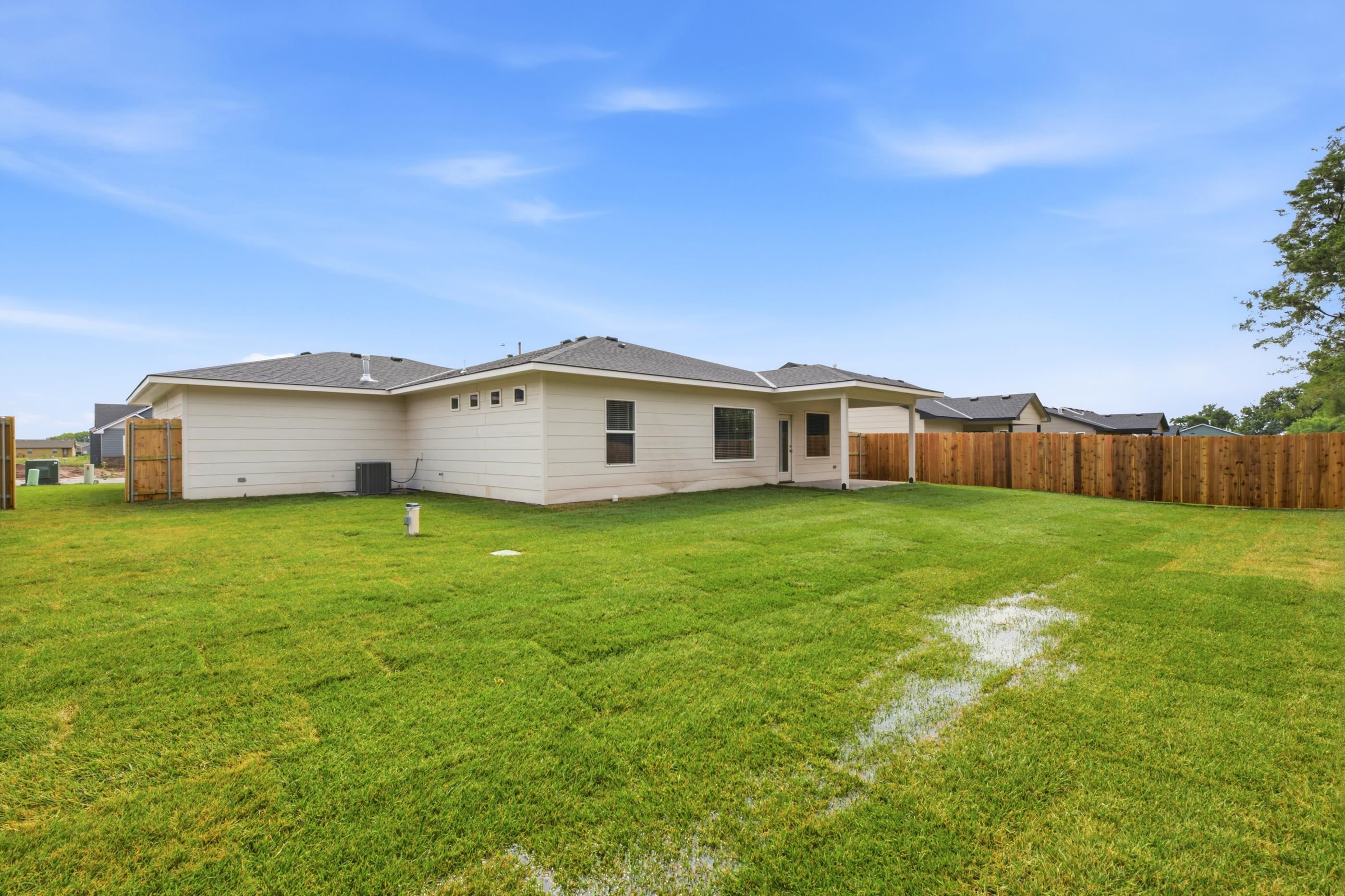 201 Tomahawk Property Photo 35