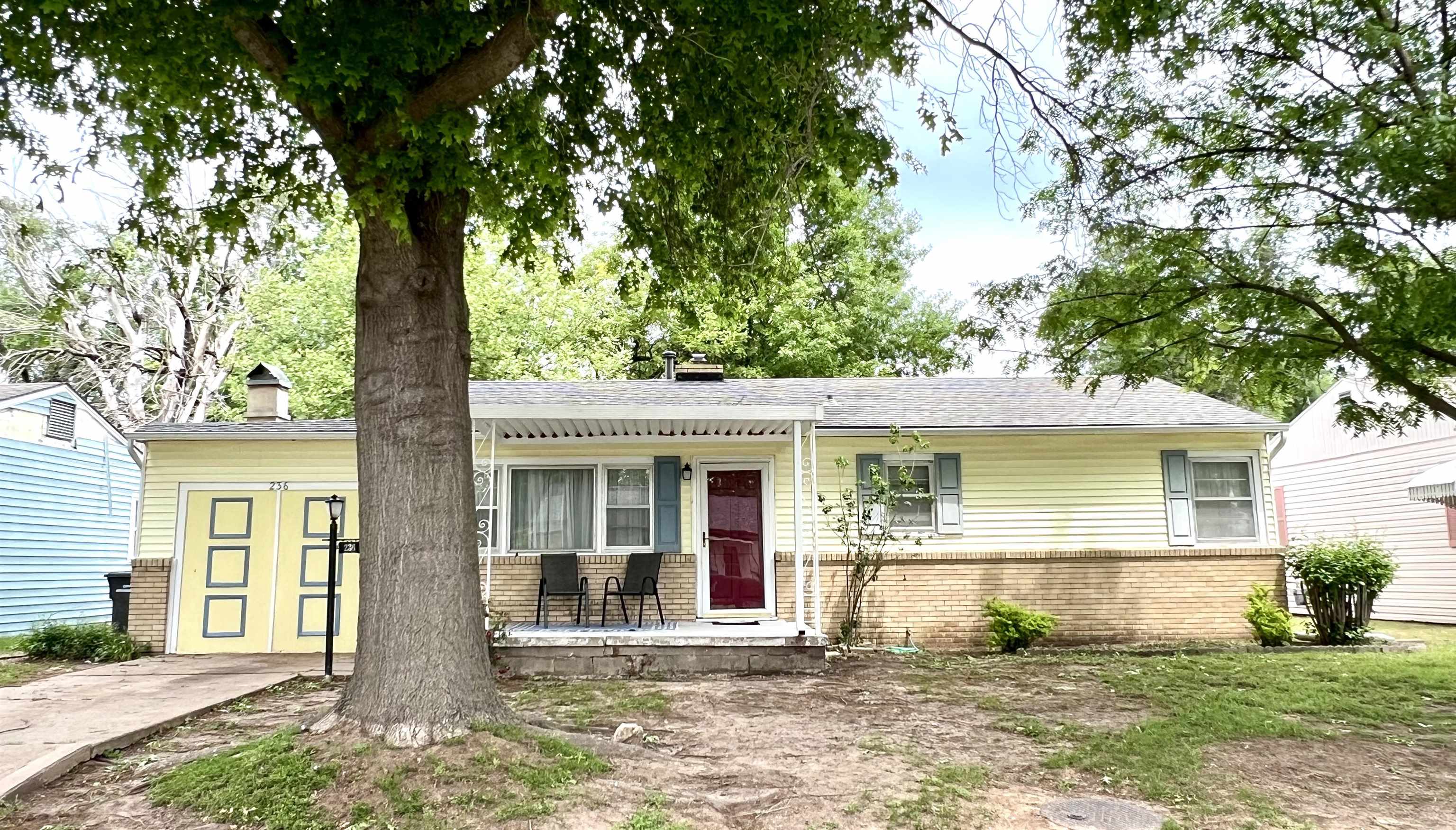 236 Random Rd Property Photo 1