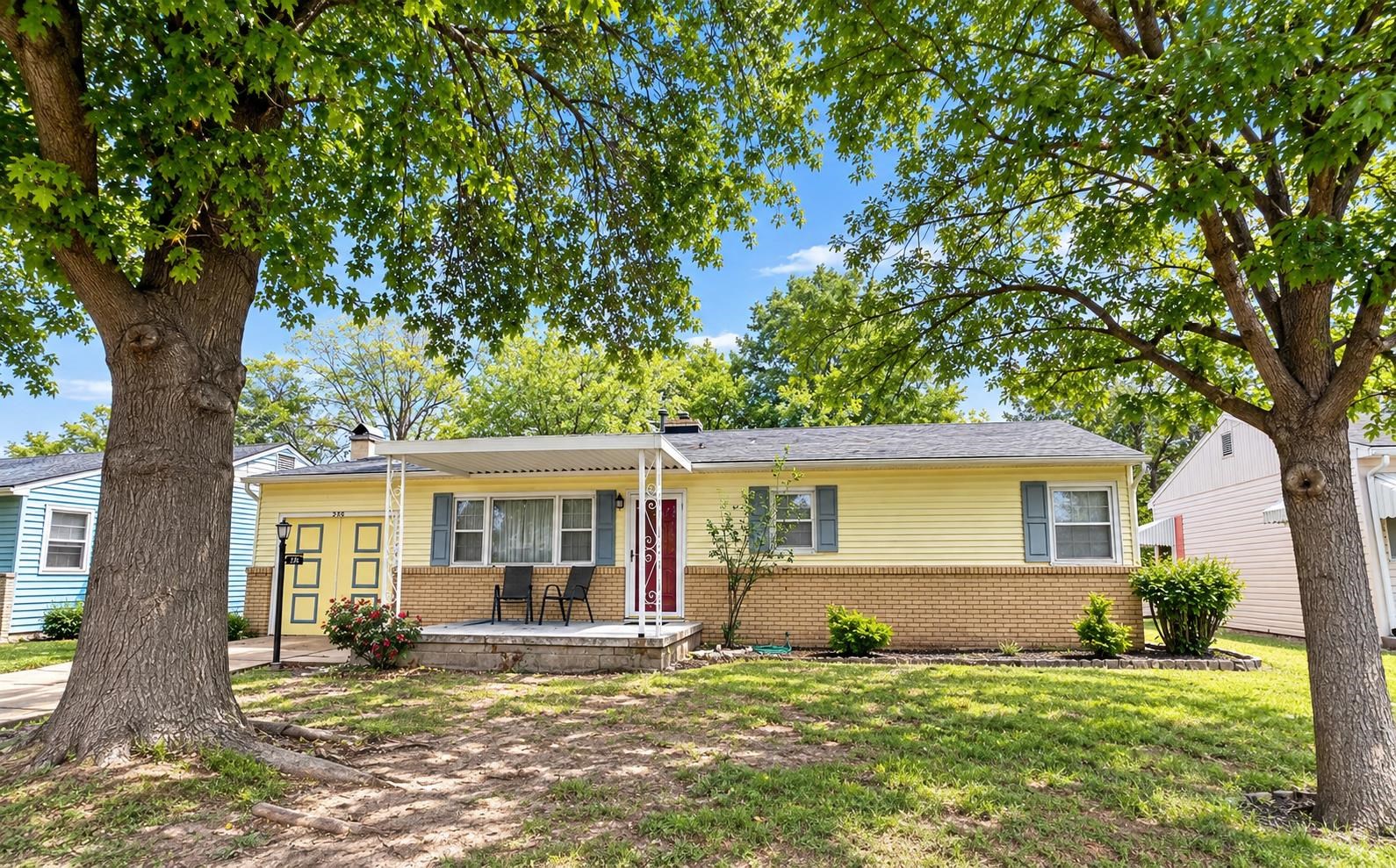236 Random Rd Property Photo 1