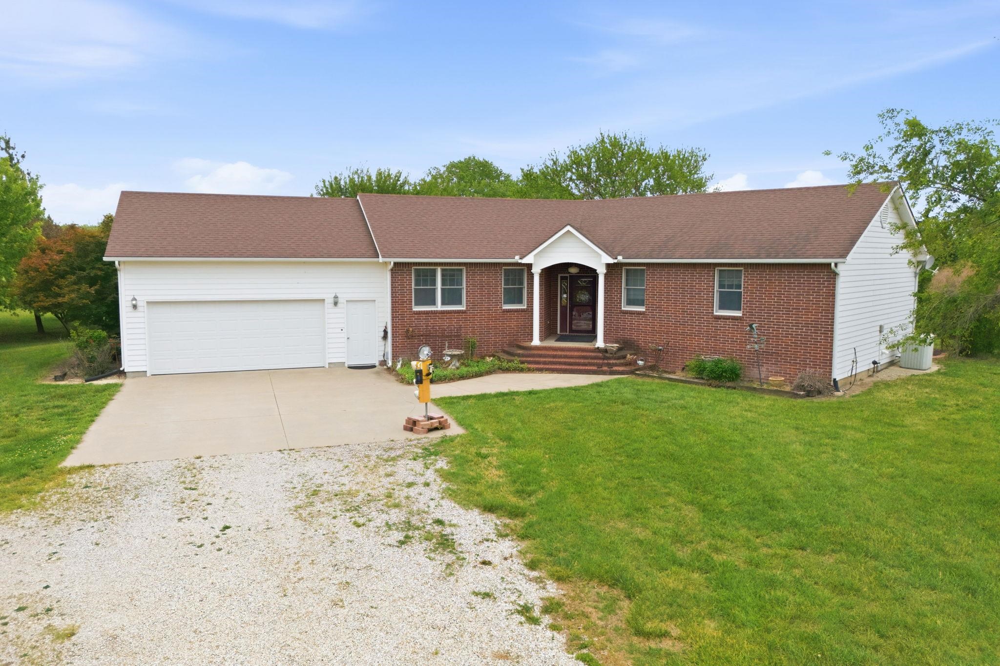 4604 E Us Highway 50 Property Photo 1