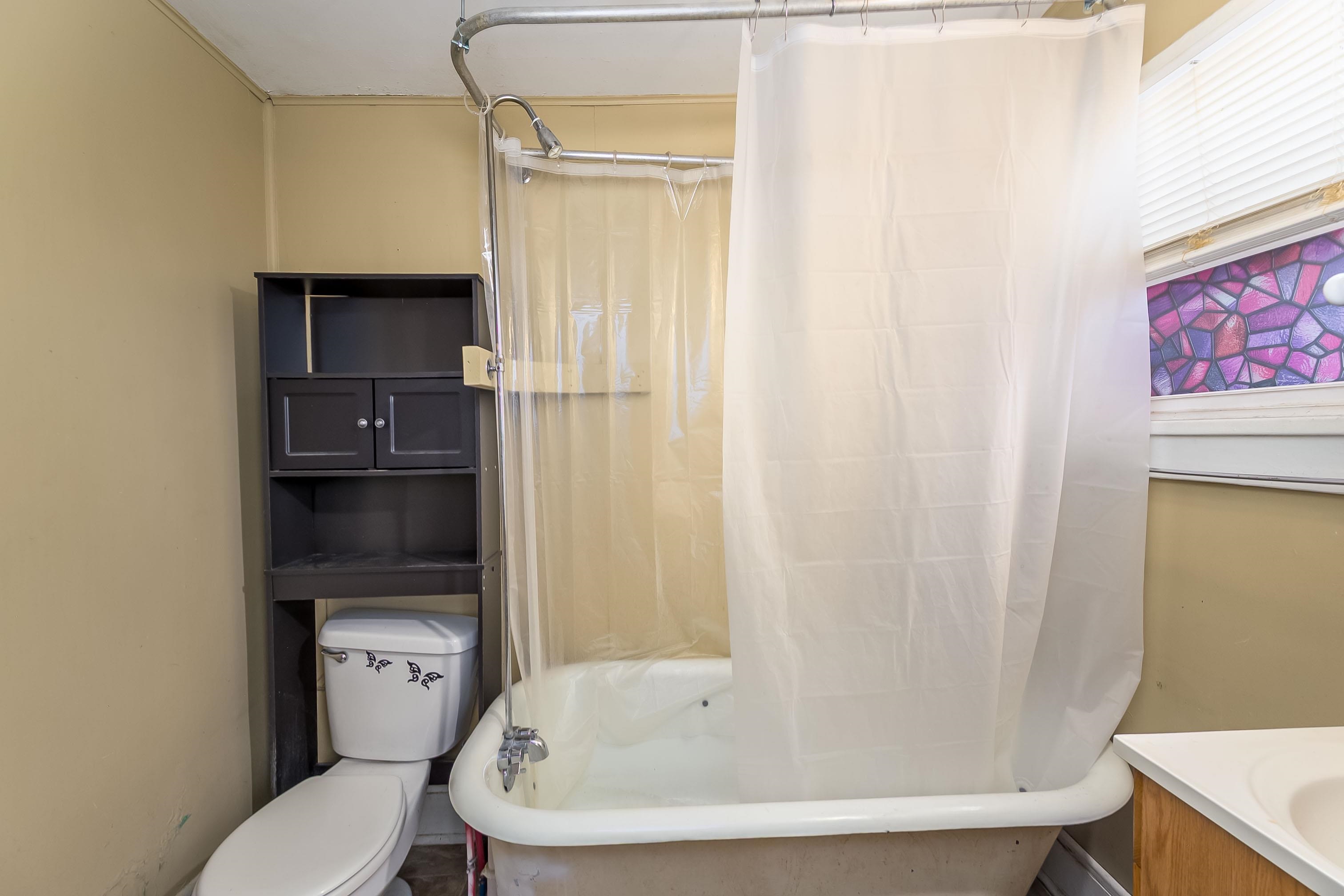 914 N High St Property Photo 11