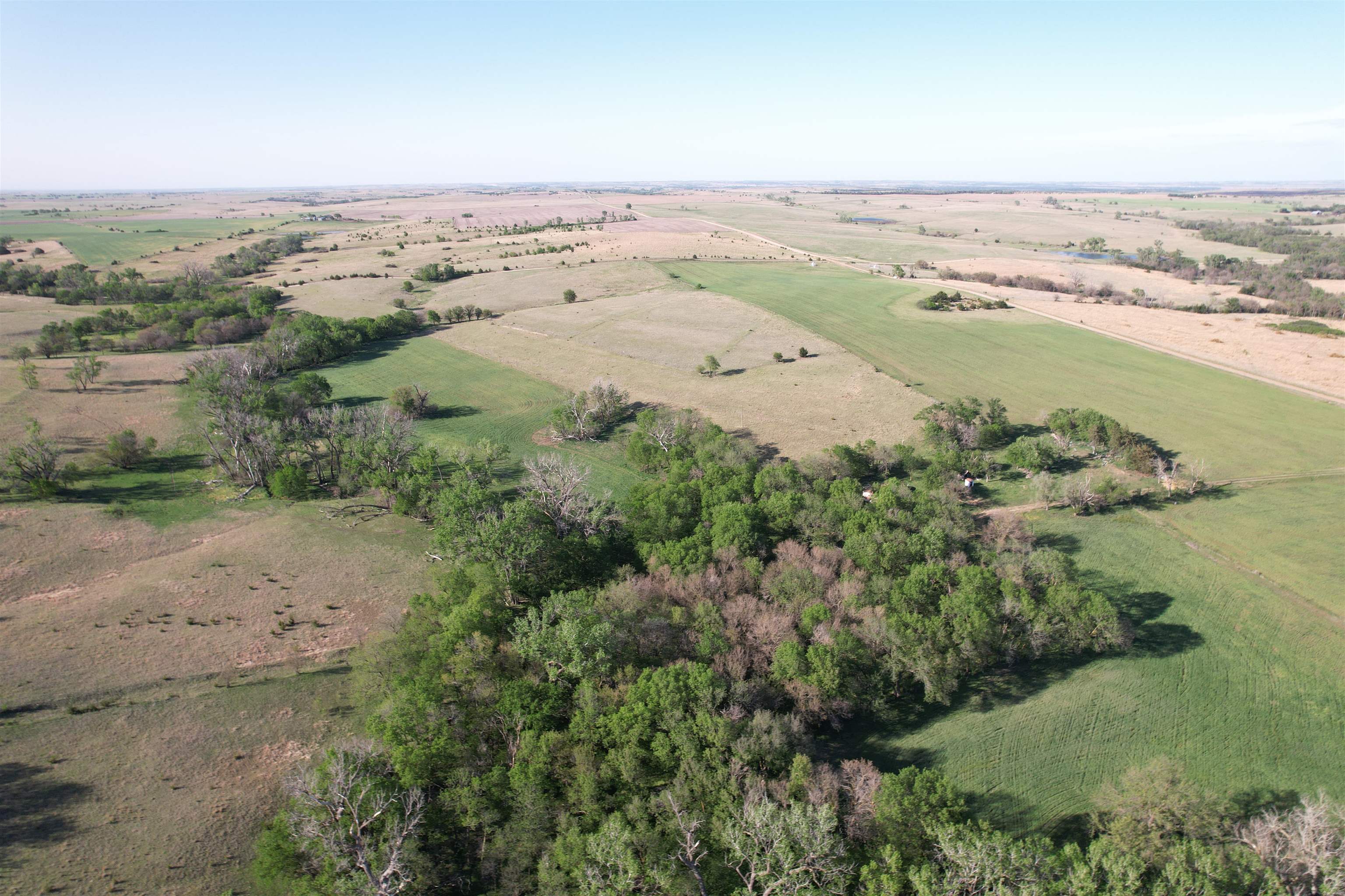 3942 V Road Property Photo 1