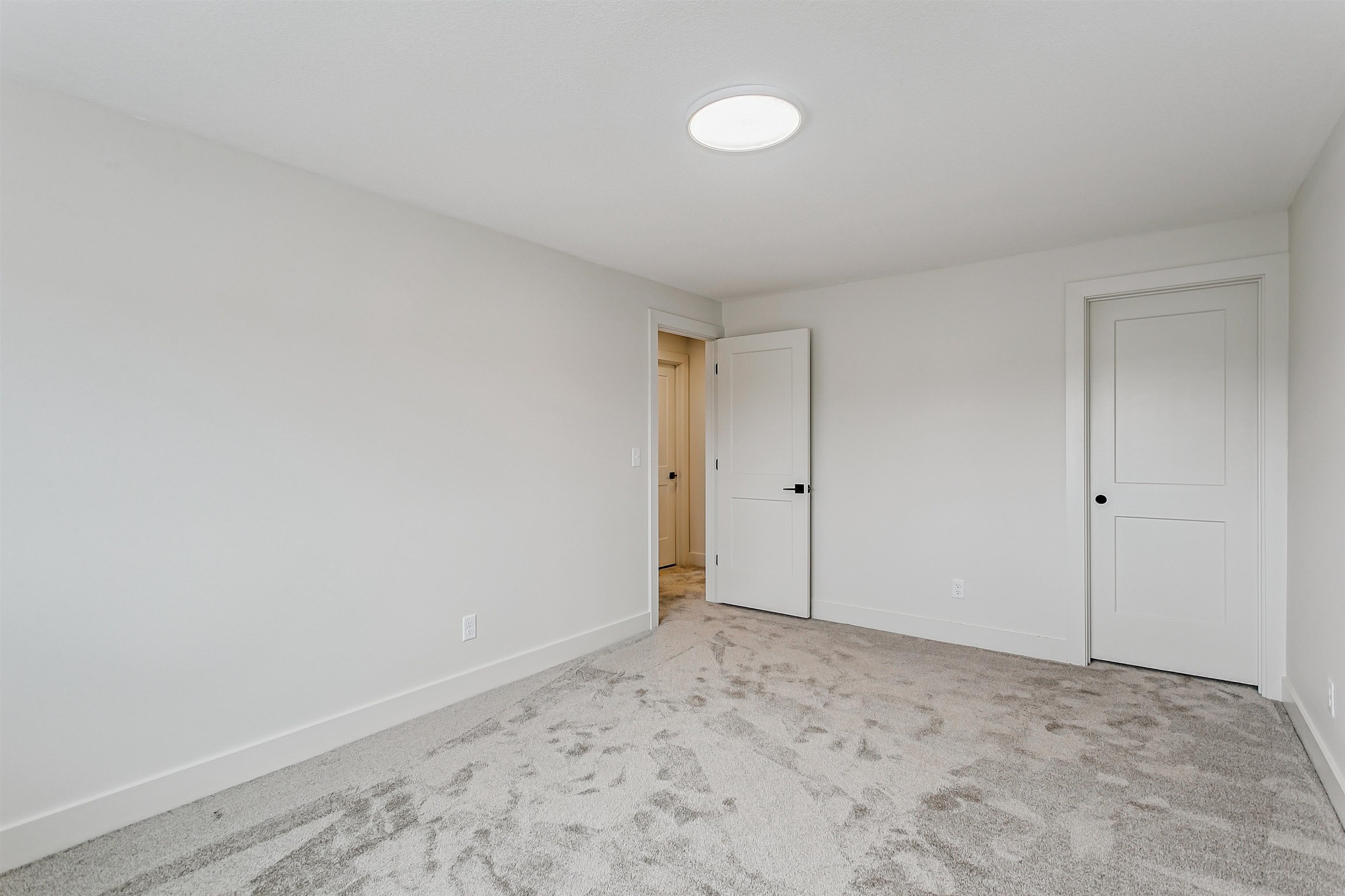 1113 W Trek Cir Property Photo 4