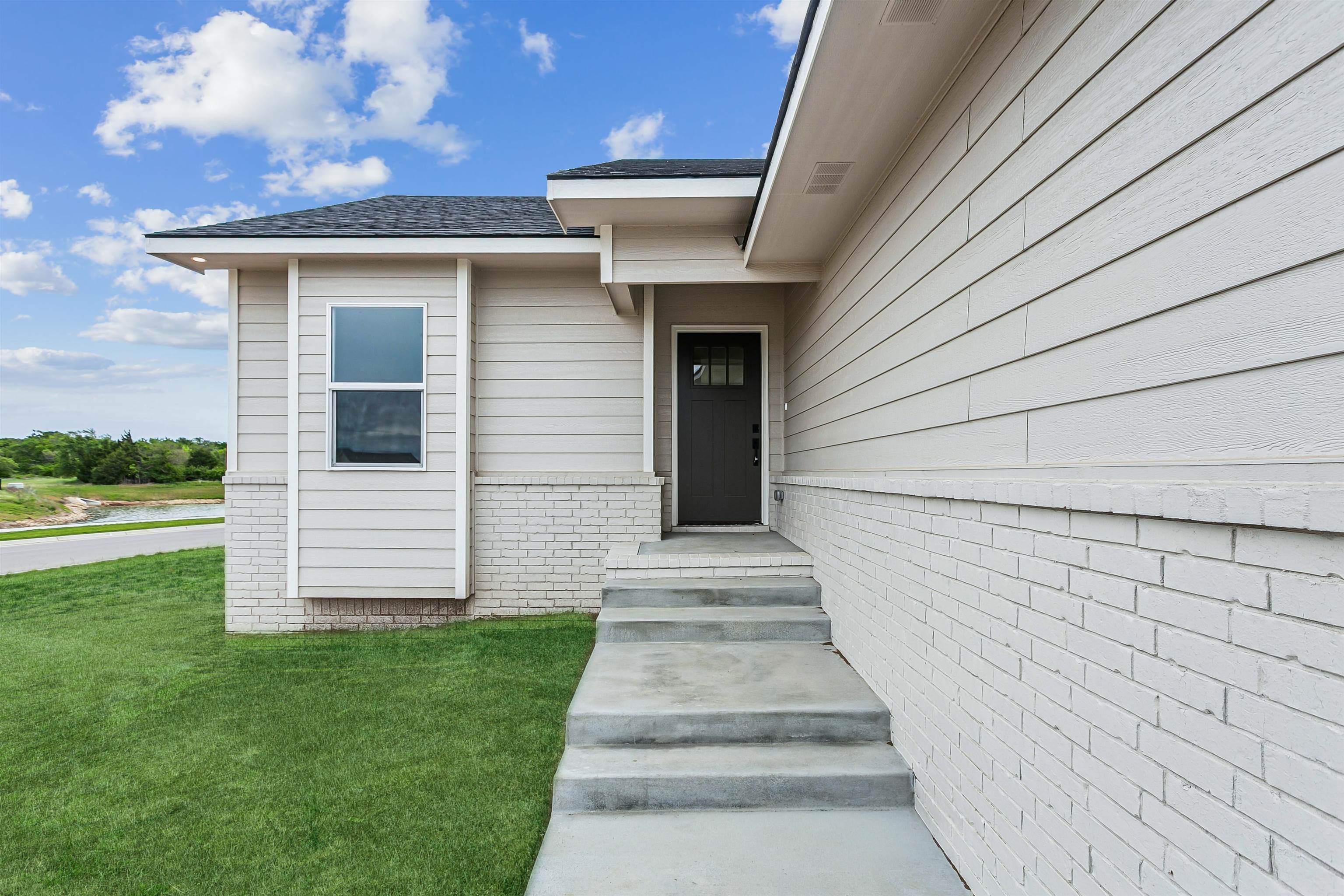 1113 W Trek Cir Property Photo 9