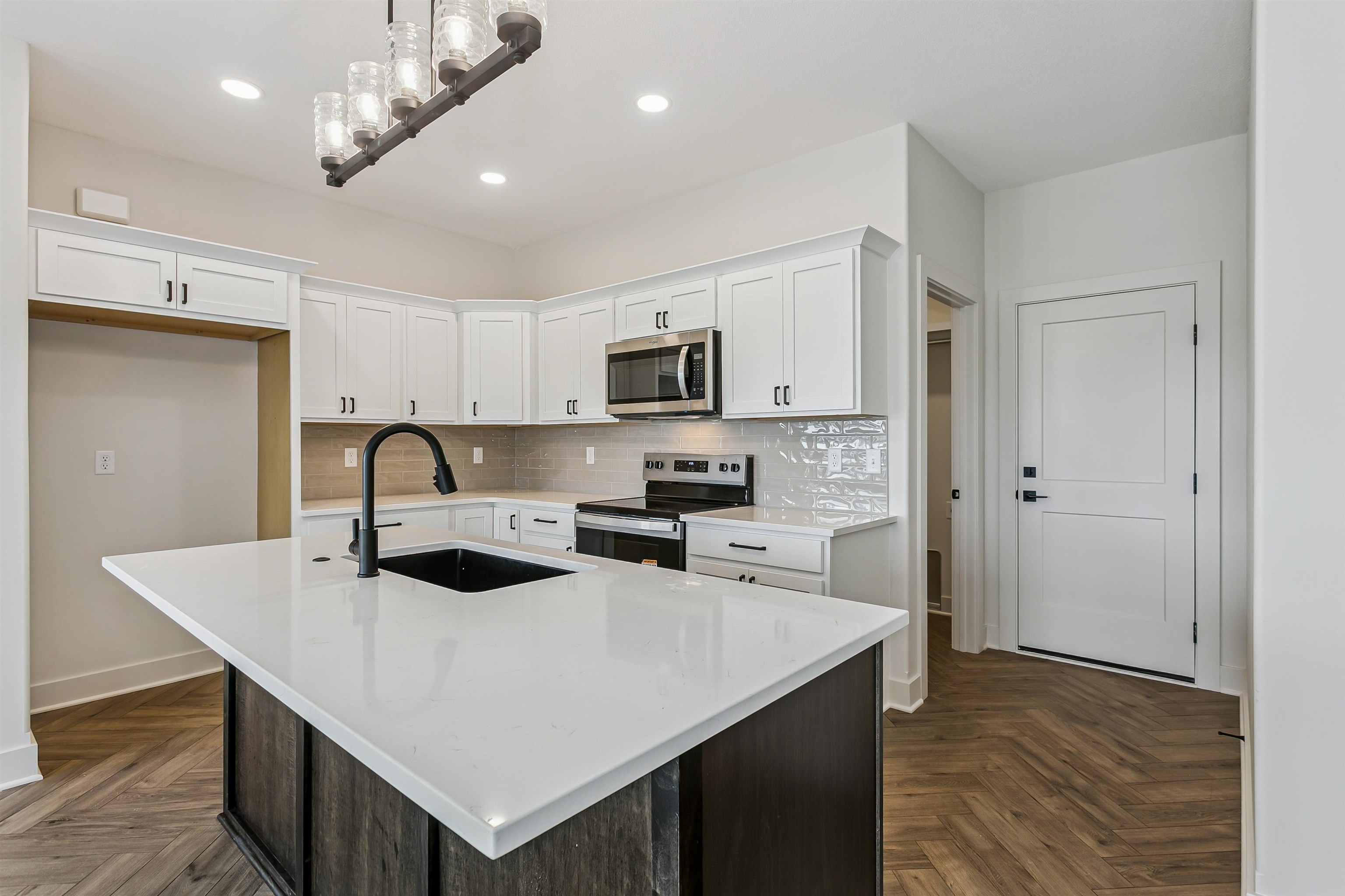 1113 W Trek Cir Property Photo 13