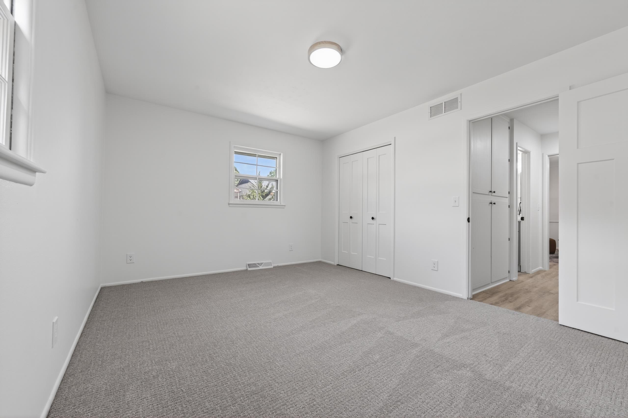116 N Burr Oak Rd Property Photo 17