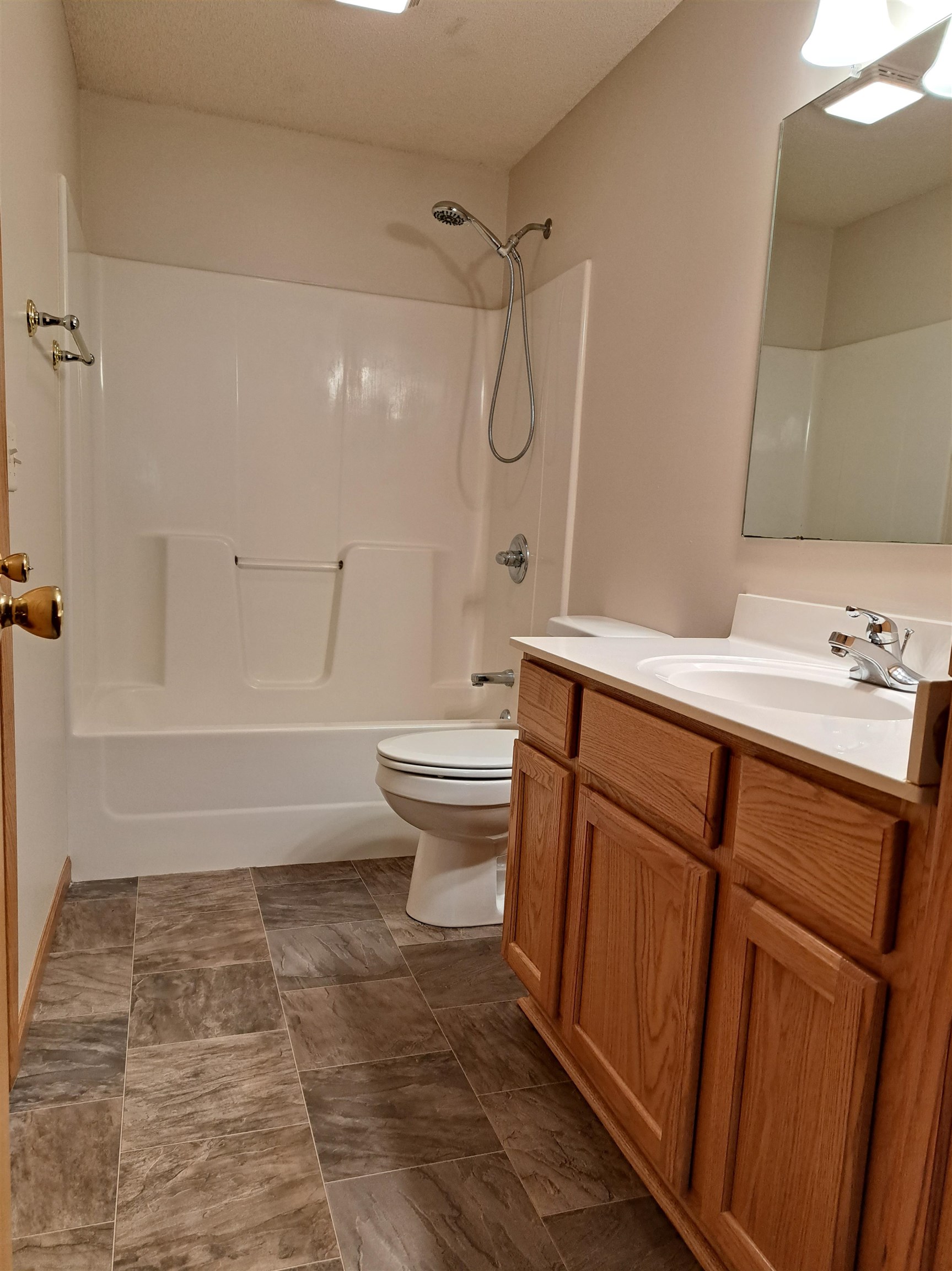 235 W Wood Ave Property Photo 12