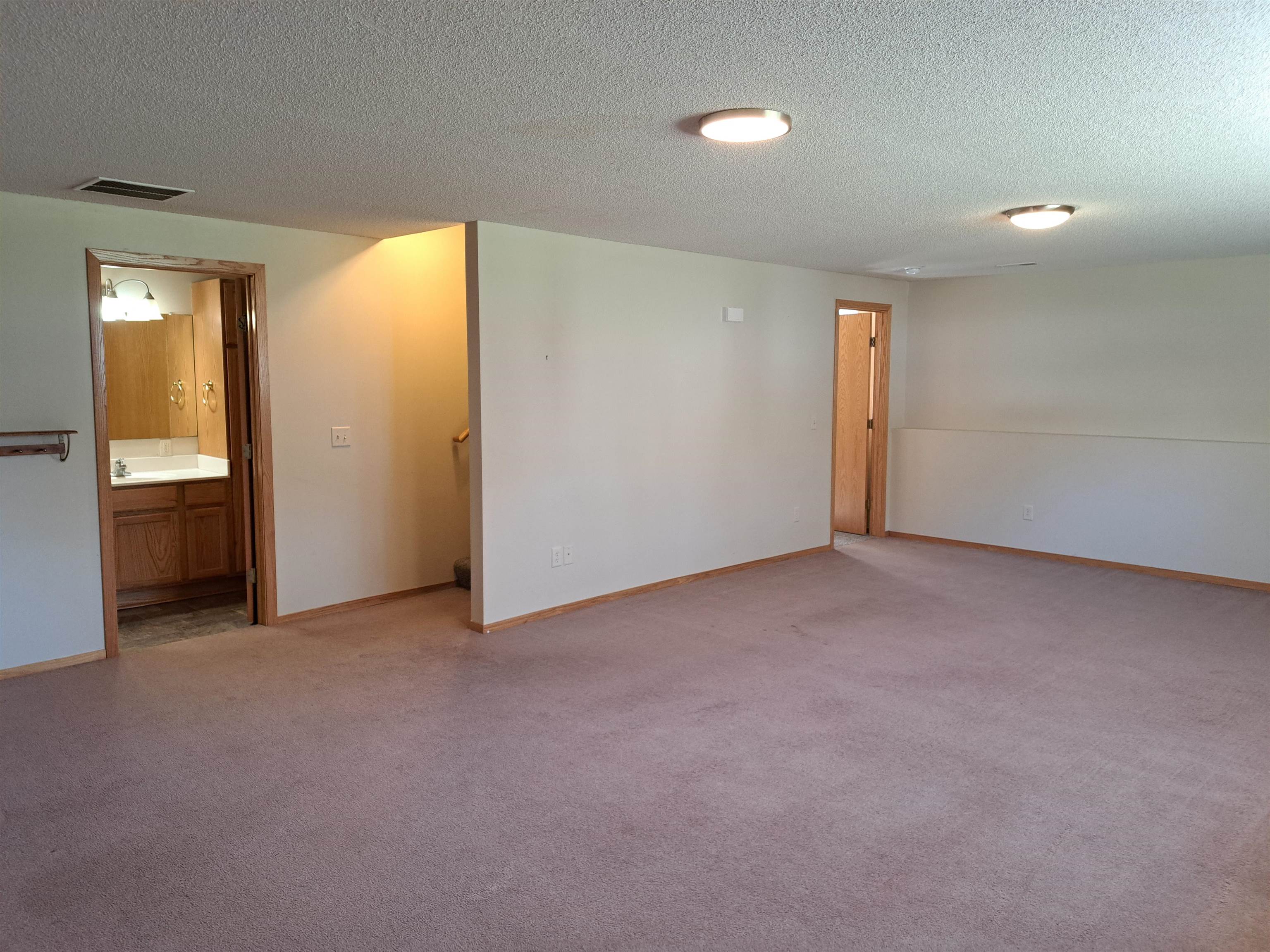 235 W Wood Ave Property Photo 18