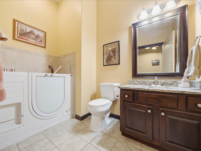 601 Stone Lake Circle Property Photo 26