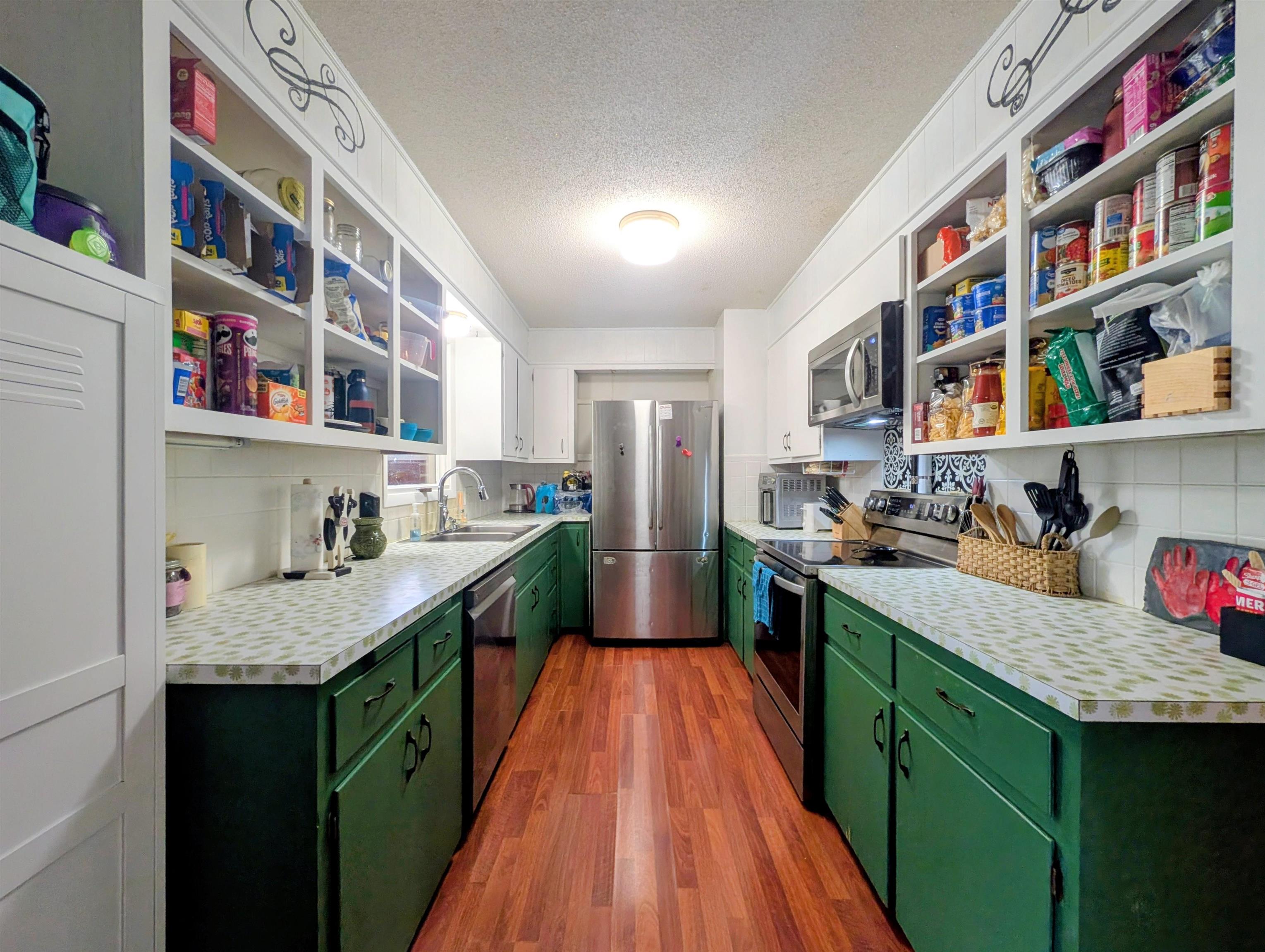 214 N Sedgwick Property Photo 7
