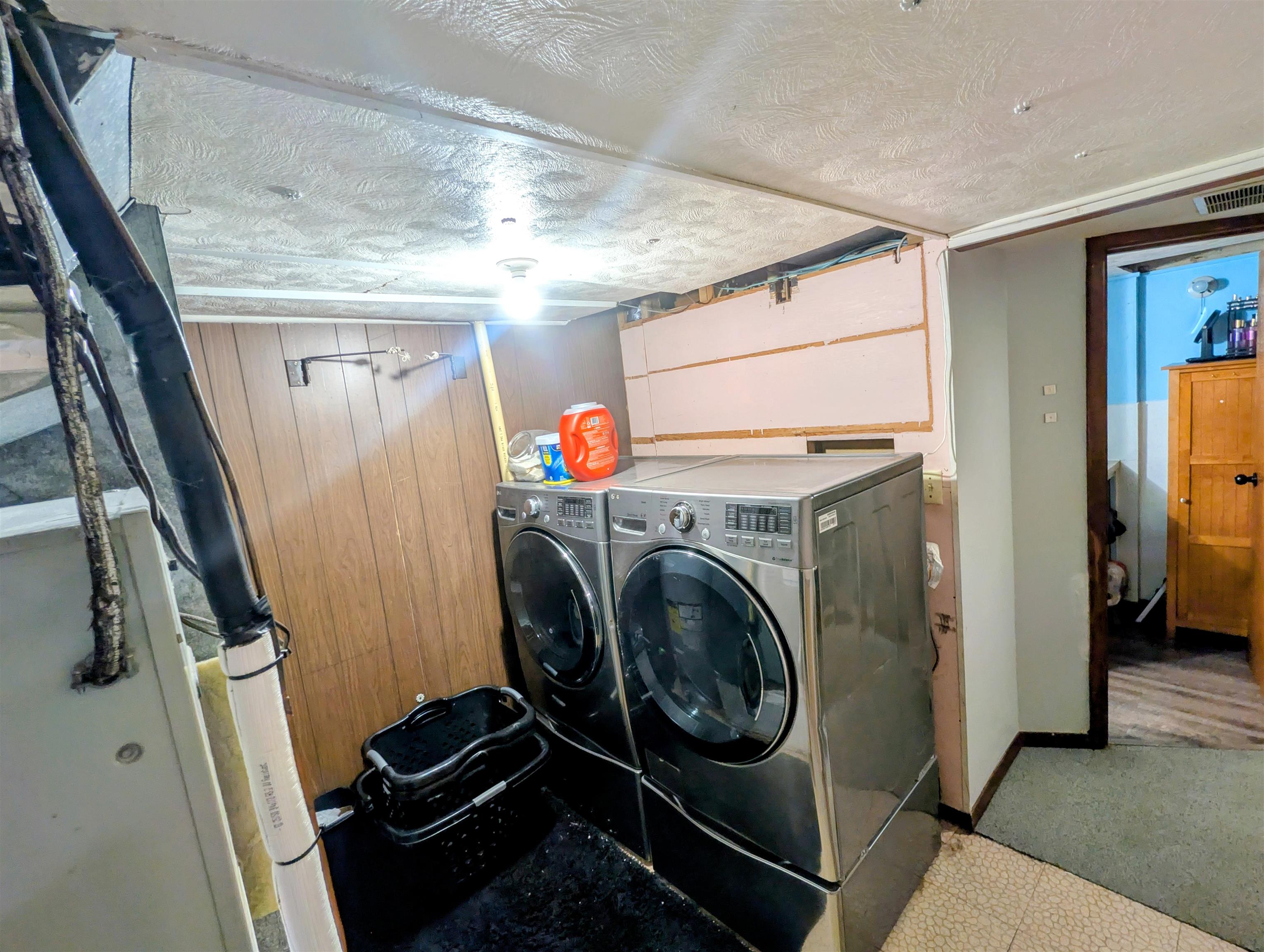 214 N Sedgwick Property Photo 19