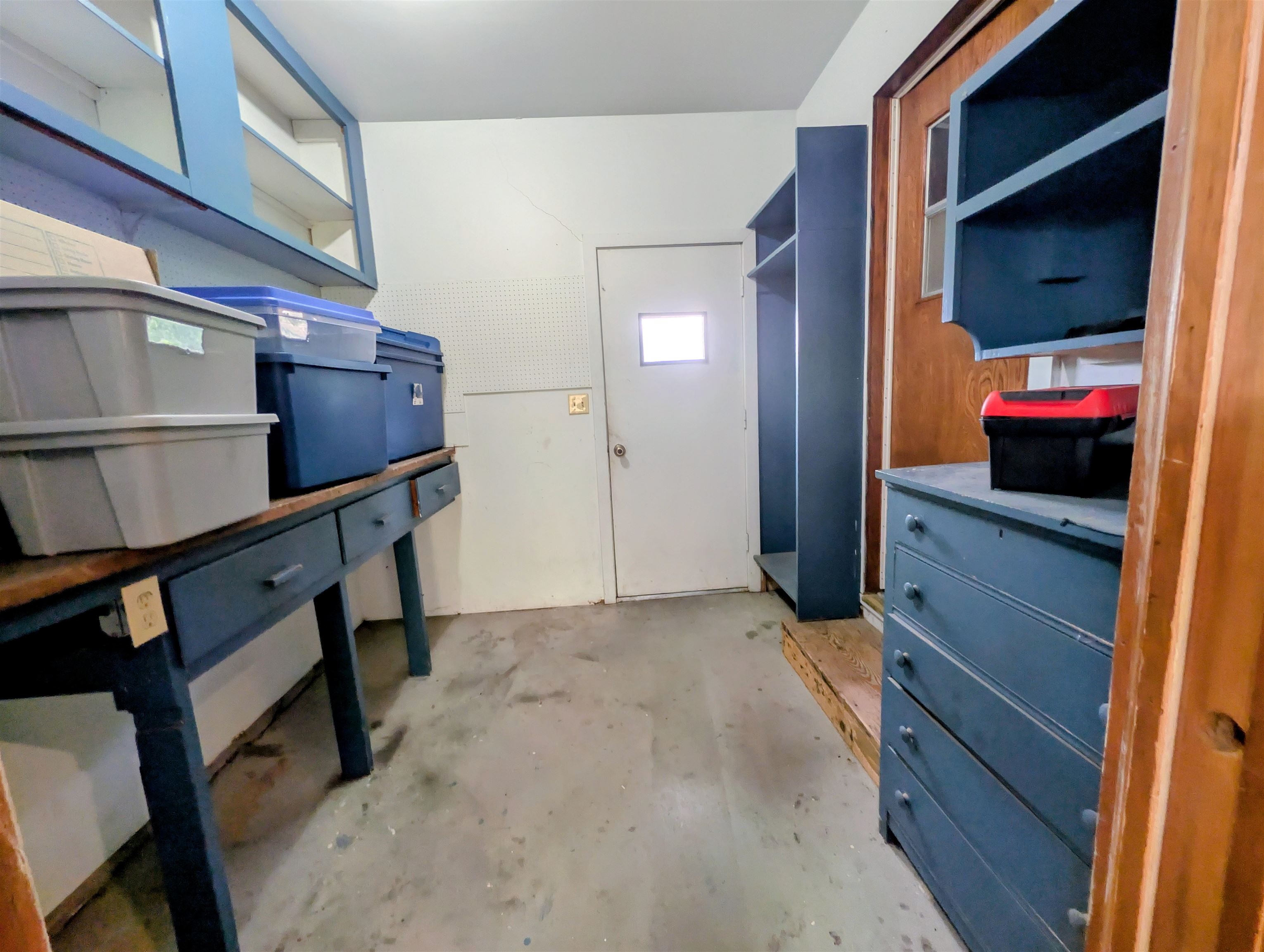 214 N Sedgwick Property Photo 21