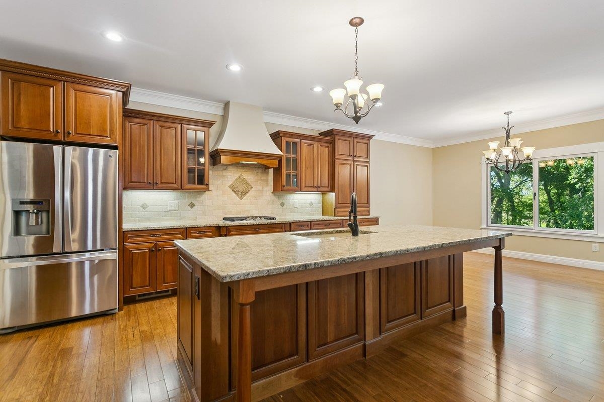 6441 S Cedardale Ave. Property Photo 6