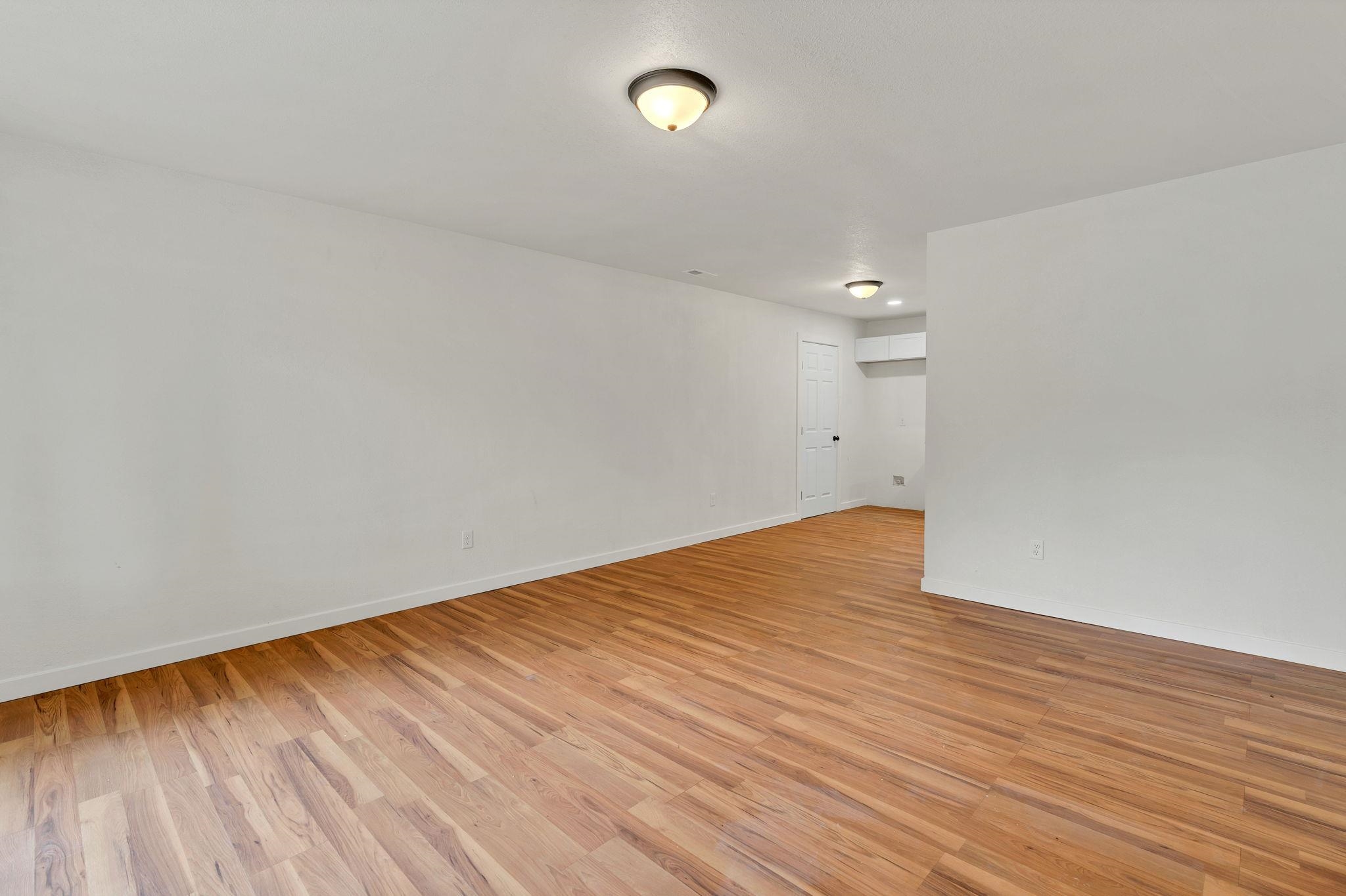 2612 N Green Property Photo 5