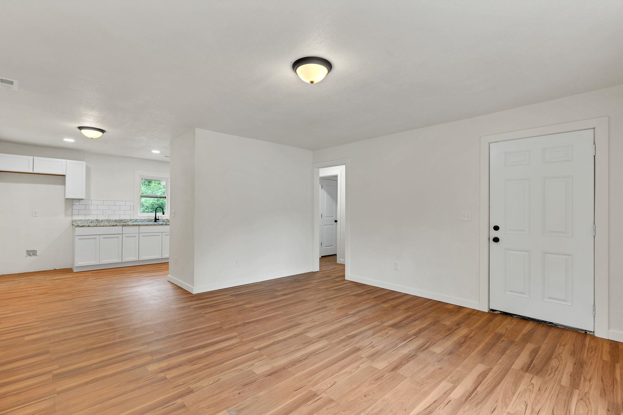 2612 N Green Property Photo 11
