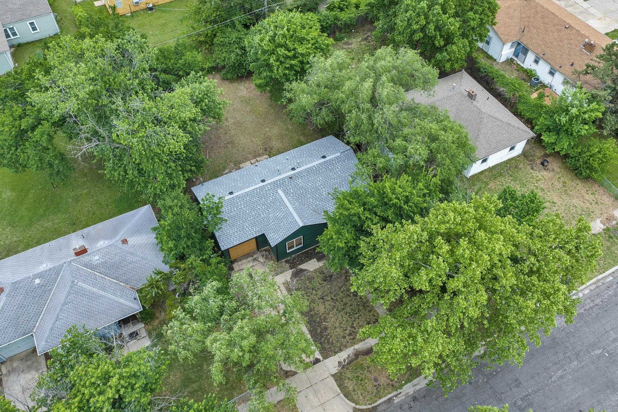 2612 N Green Property Photo 33