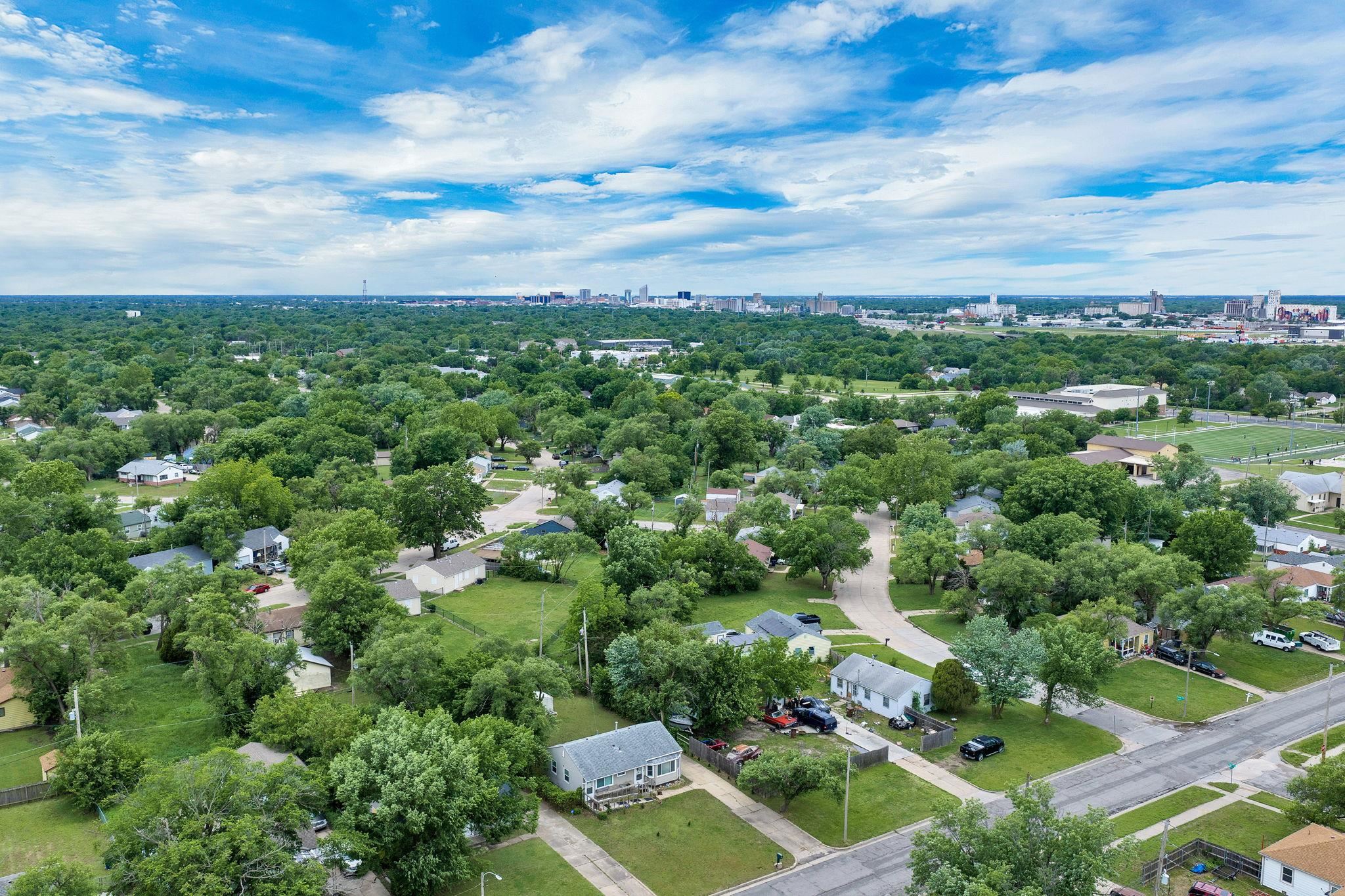 2612 N Green Property Photo 36