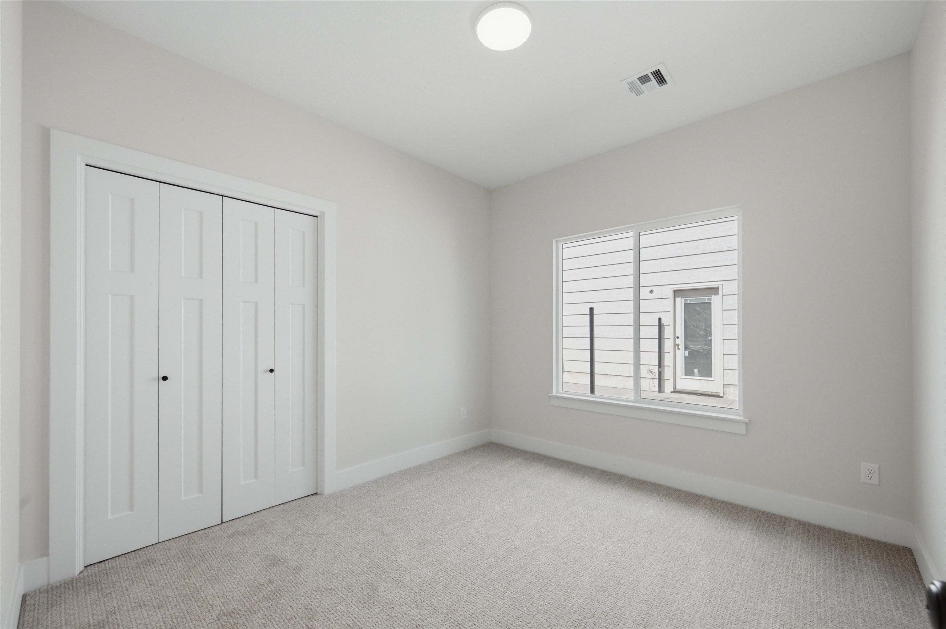 163 N Mendocino Property Photo 25