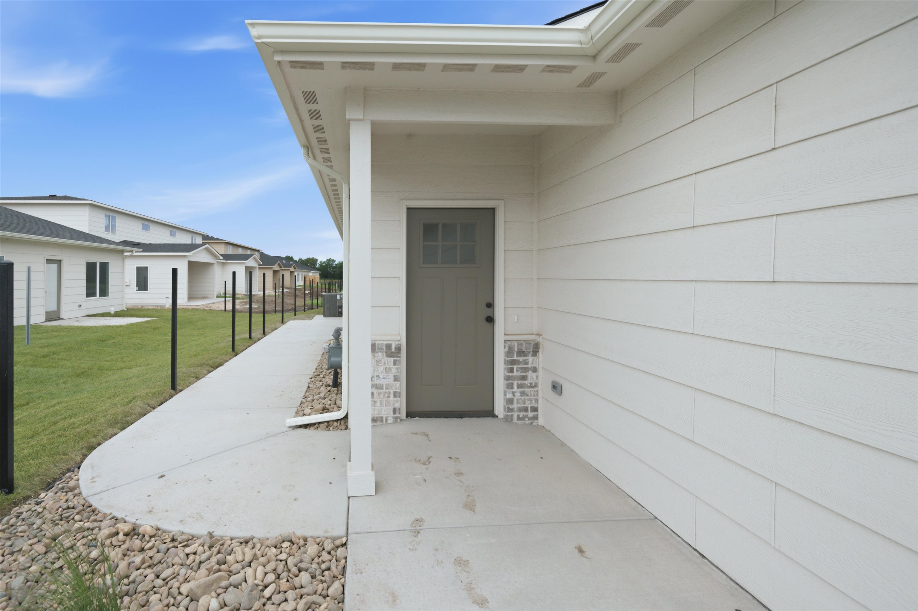 191 N Mendocino Ct Property Photo 7