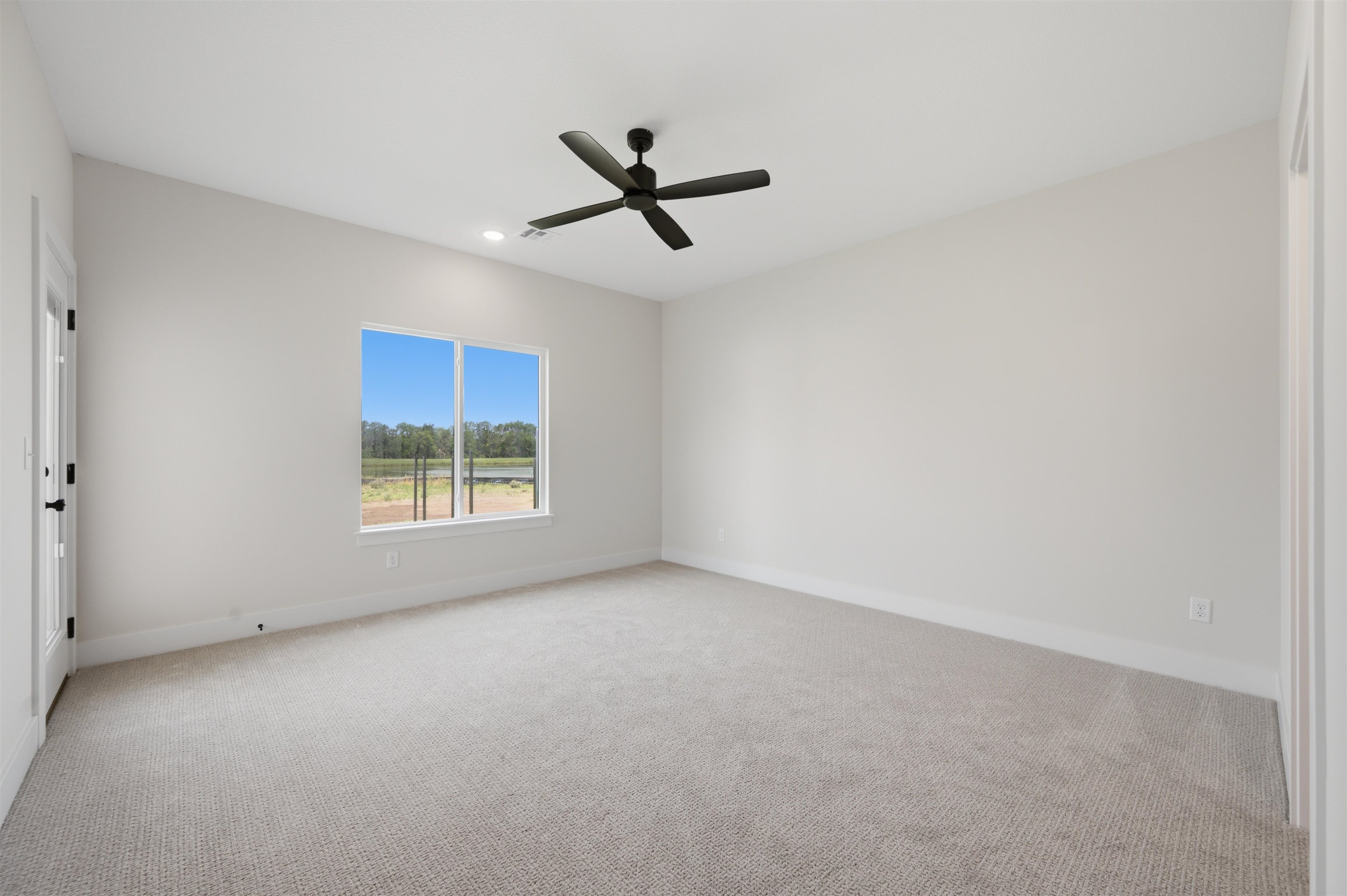 191 N Mendocino Ct Property Photo 25