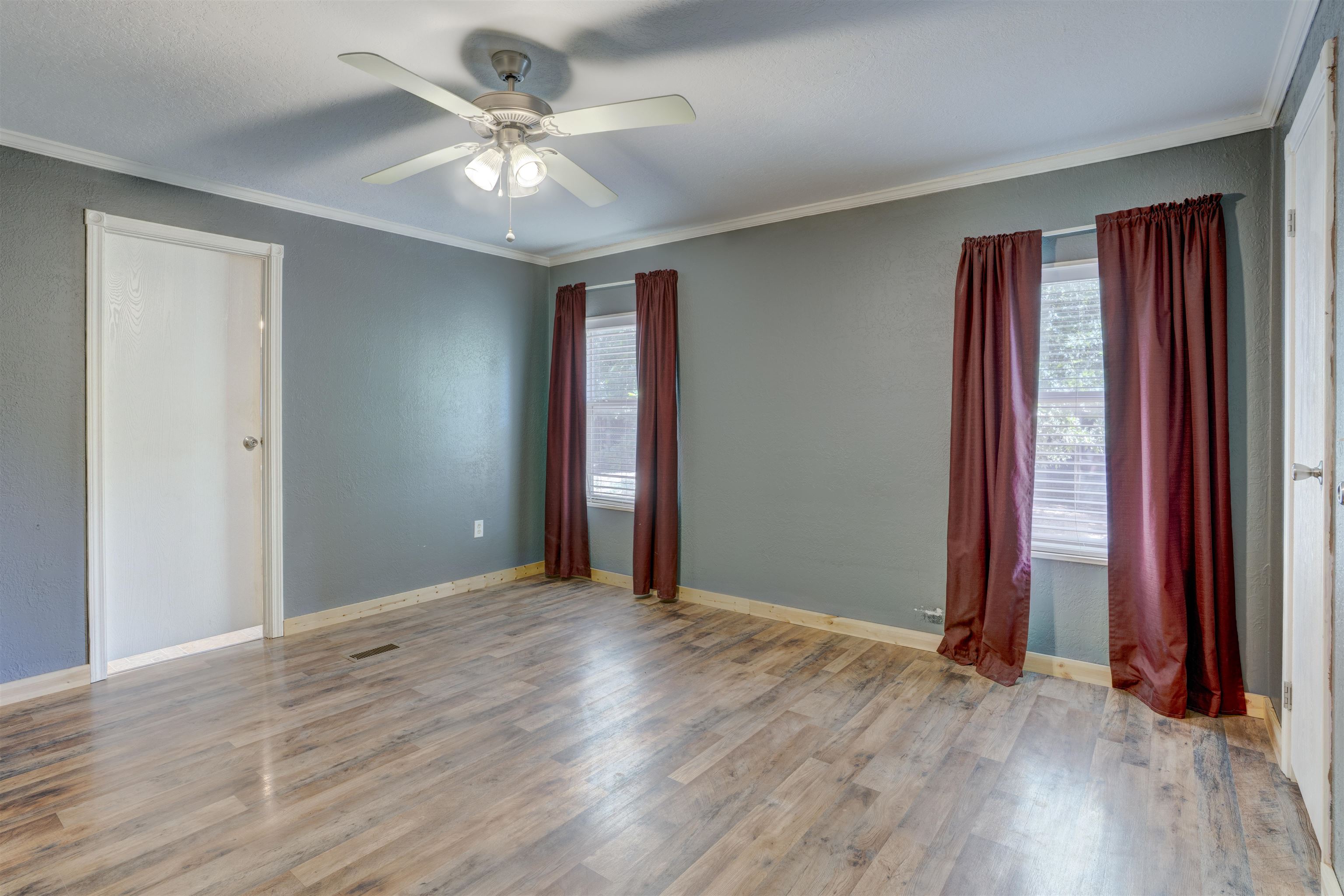 33017 77th Rd. Property Photo 16