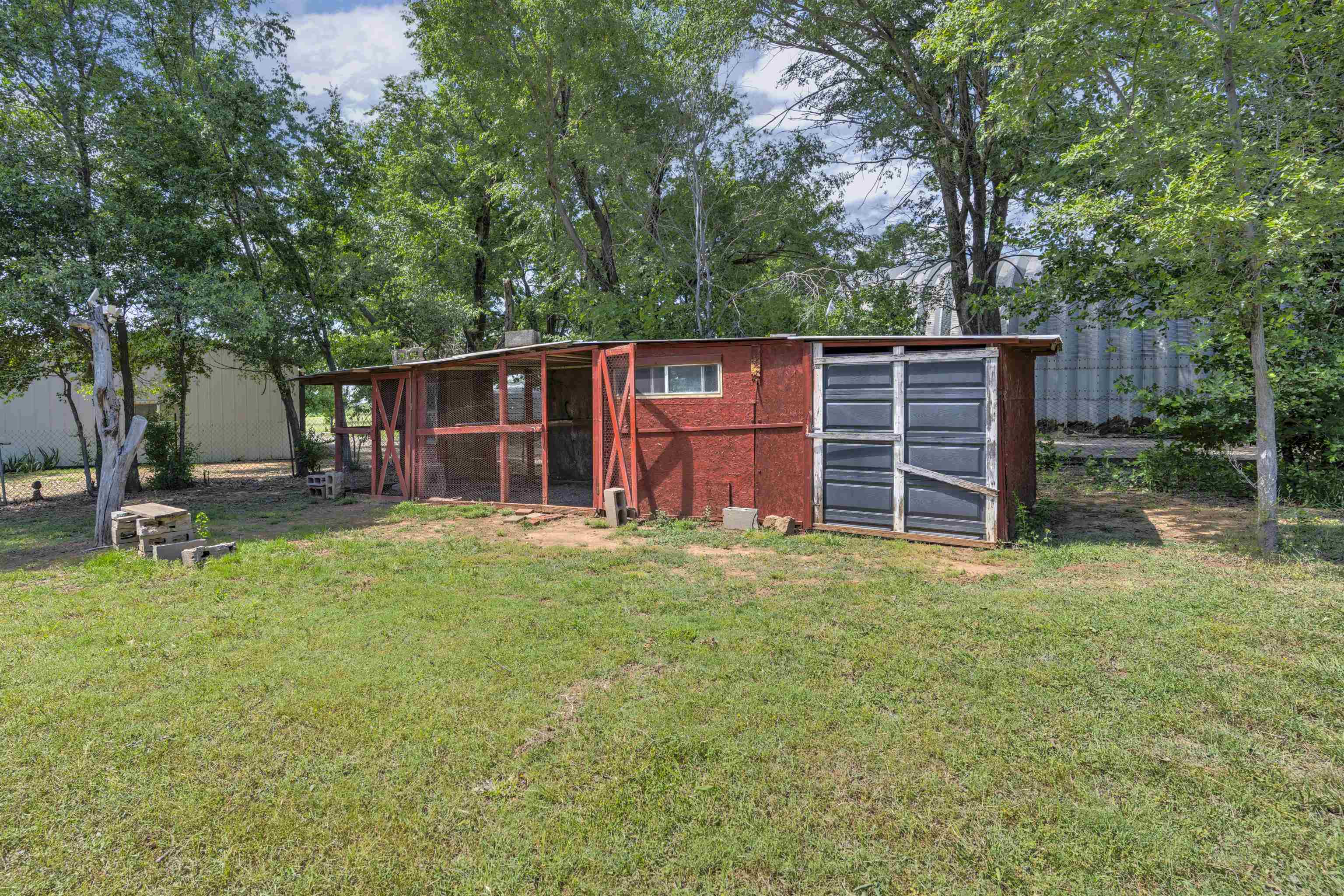 33017 77th Rd. Property Photo 33