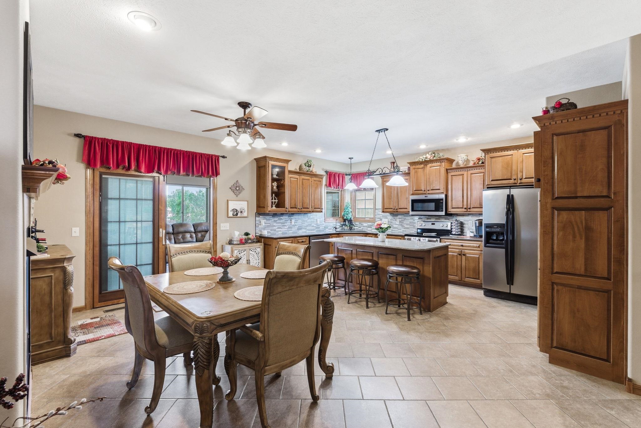 4 Waterbrook Terrace Property Photo 7